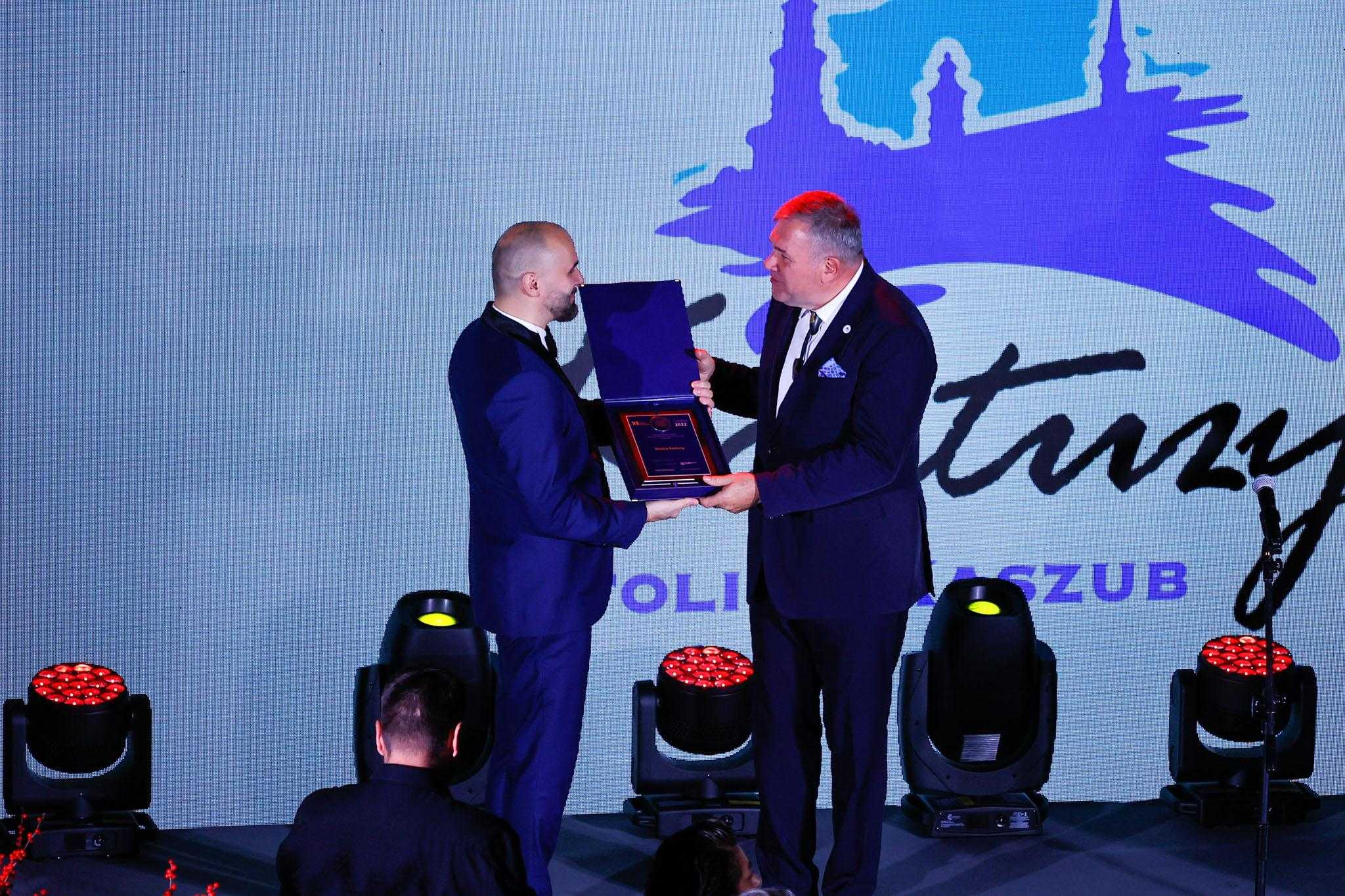 Gala Symbol 2022