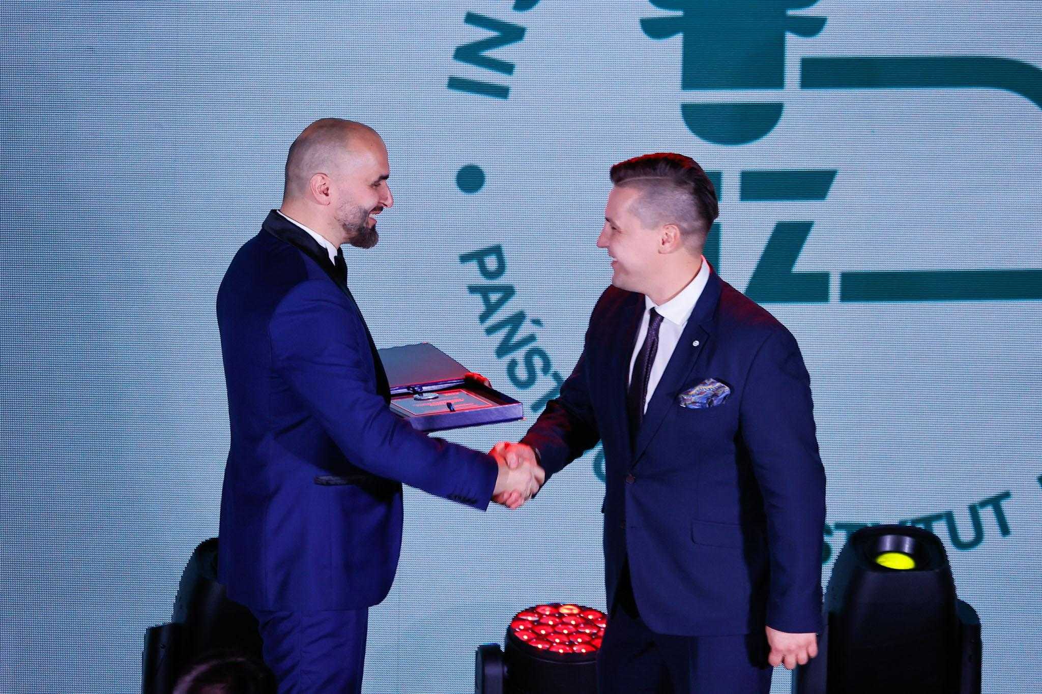Gala Symbol 2022