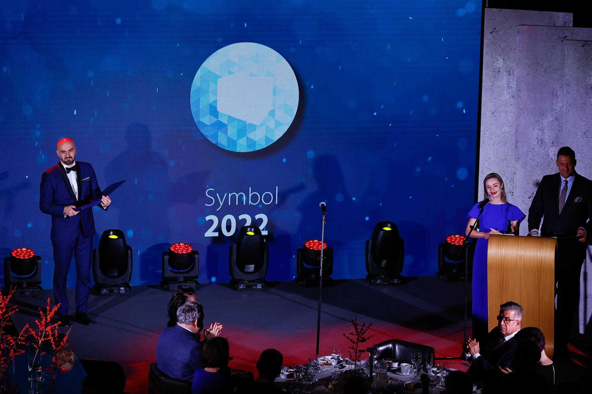 Gala Symbol 2022