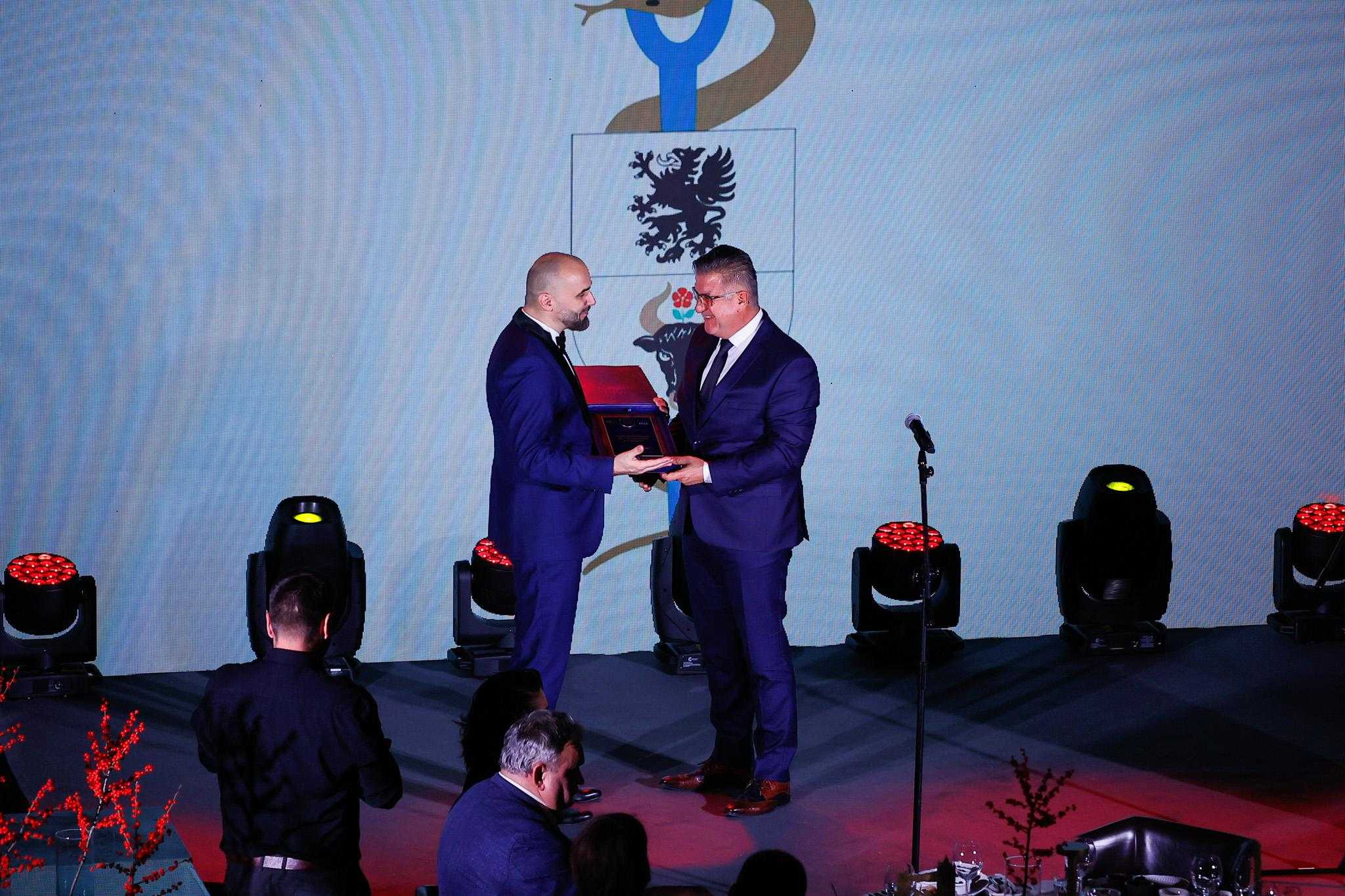 Gala Symbol 2022