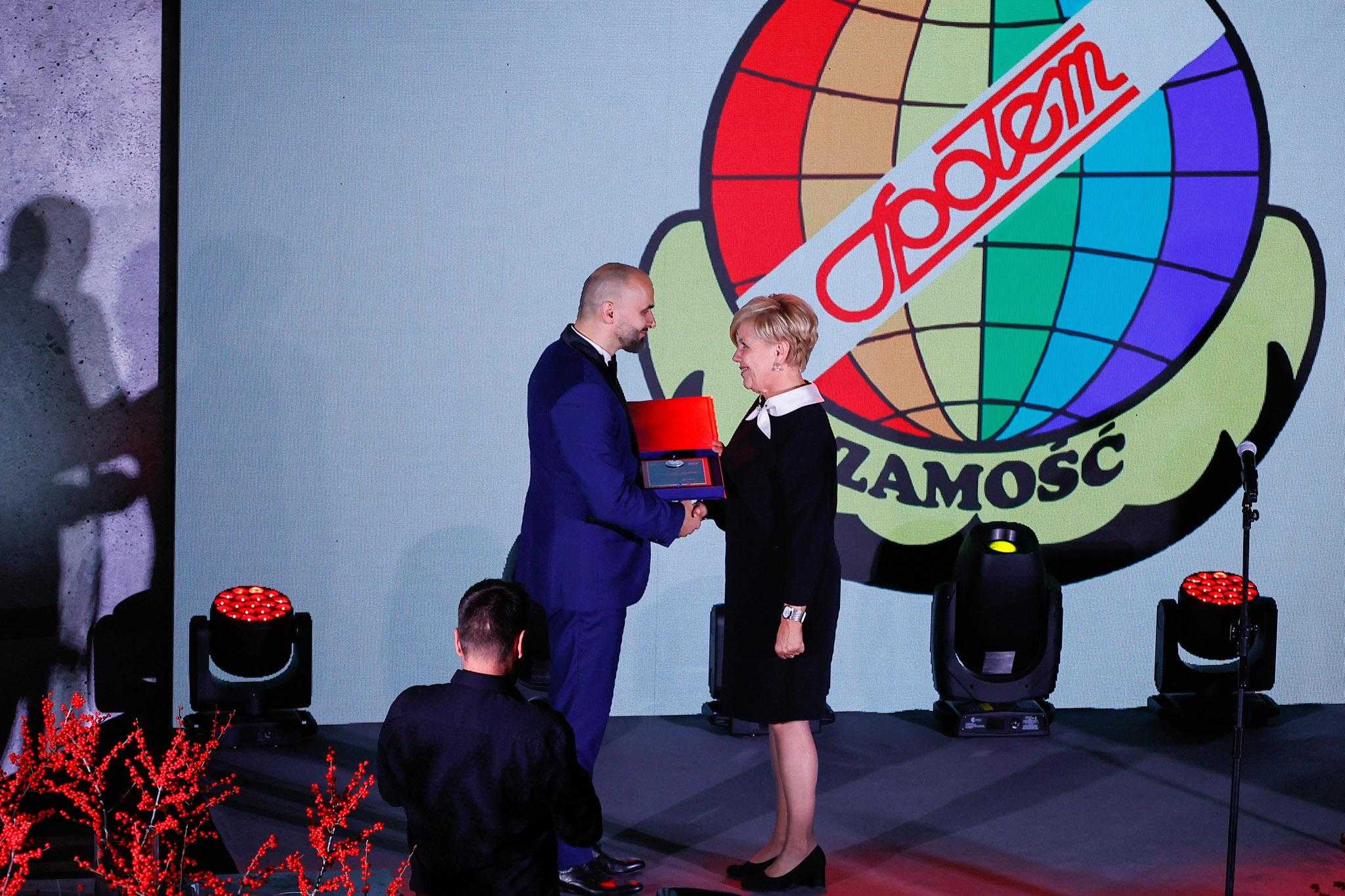 Gala Symbol 2022