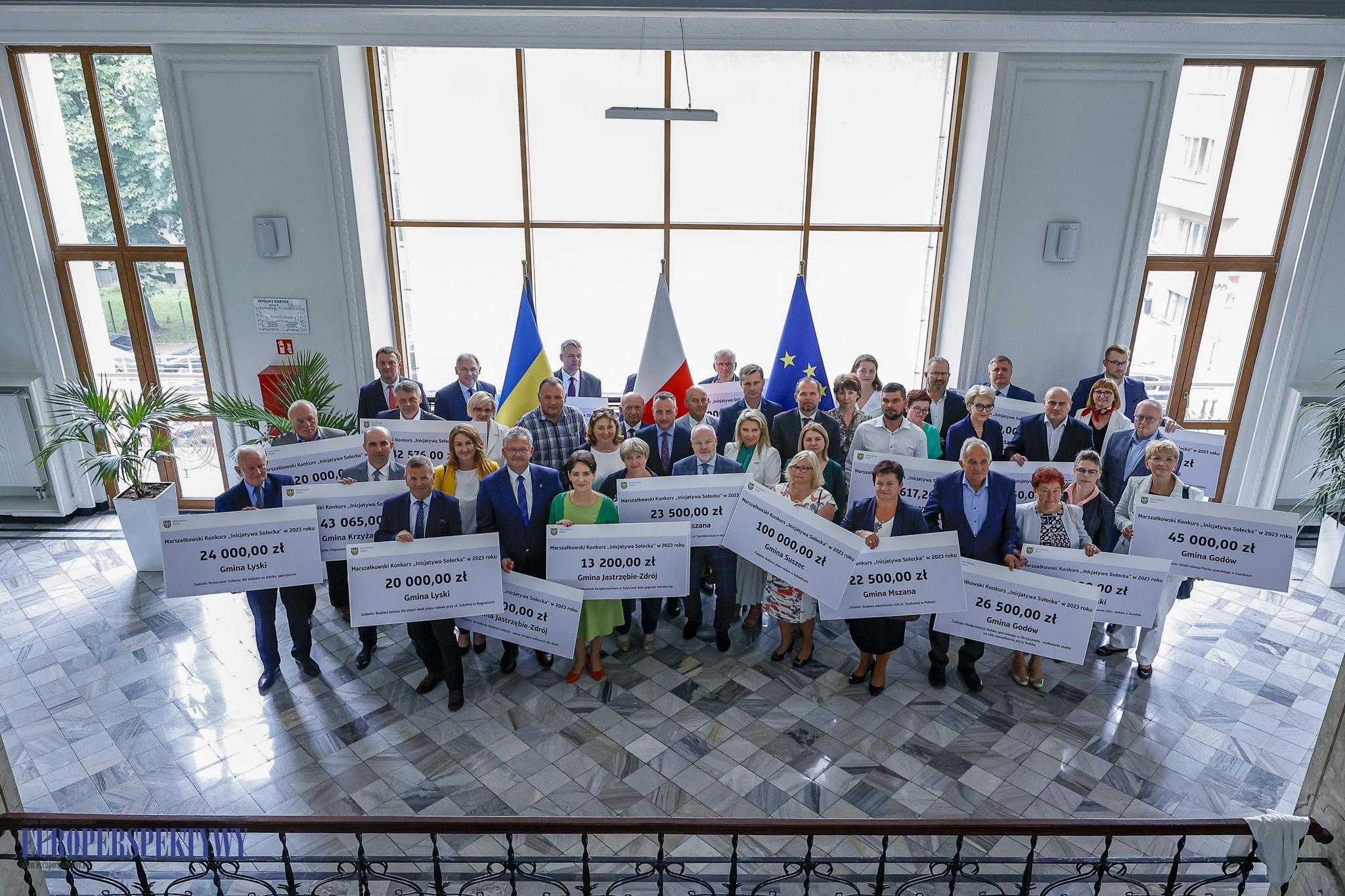 Europerspektywy Uroczyste wręczenie czeków w ramach Marszałkowskiego Konkursu „Inicjatywa Sołecka"