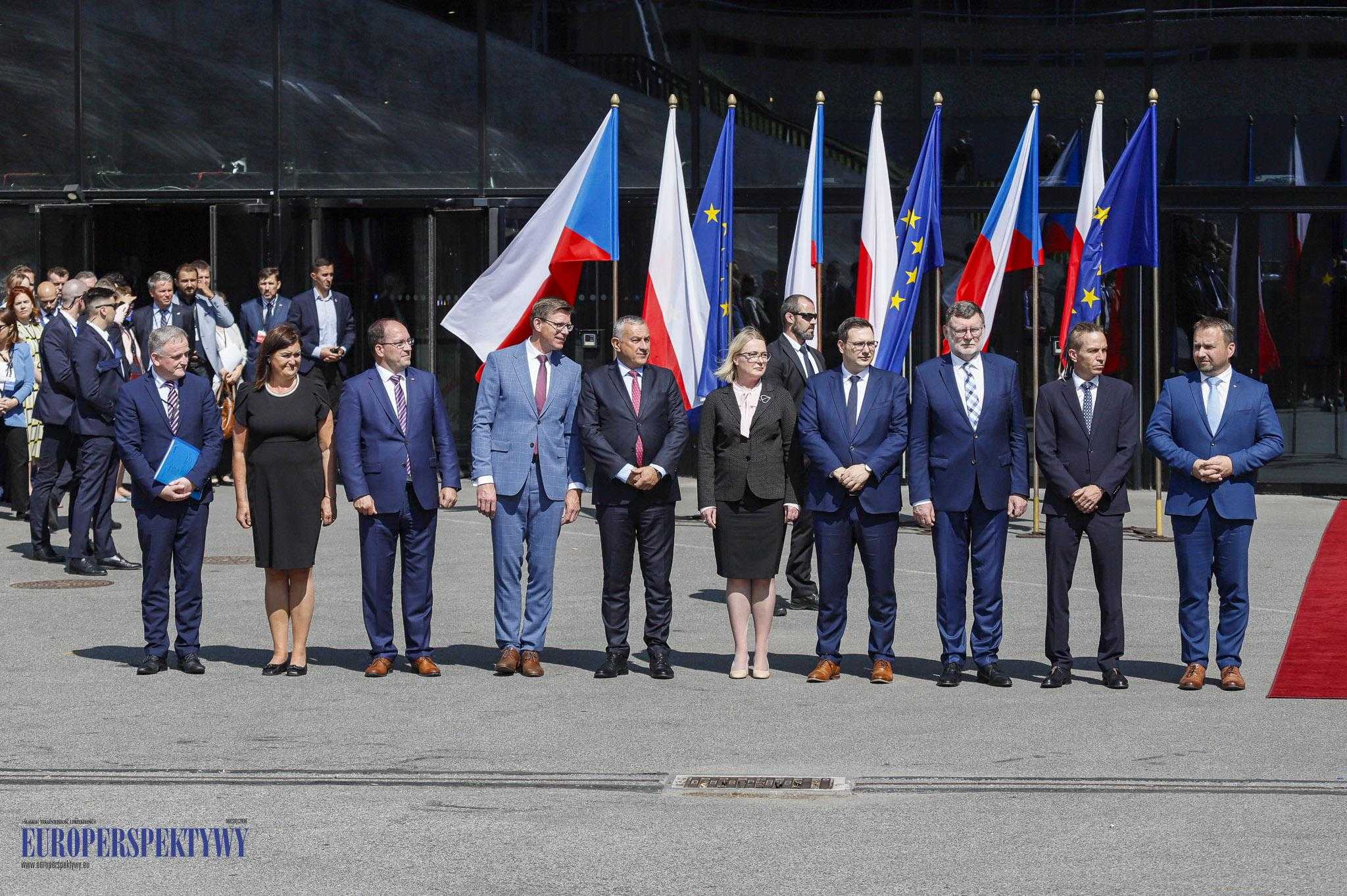 Europerspektywy Katowickie spotkanie premierów Mateusza Morawieckiego i Petra Fiali