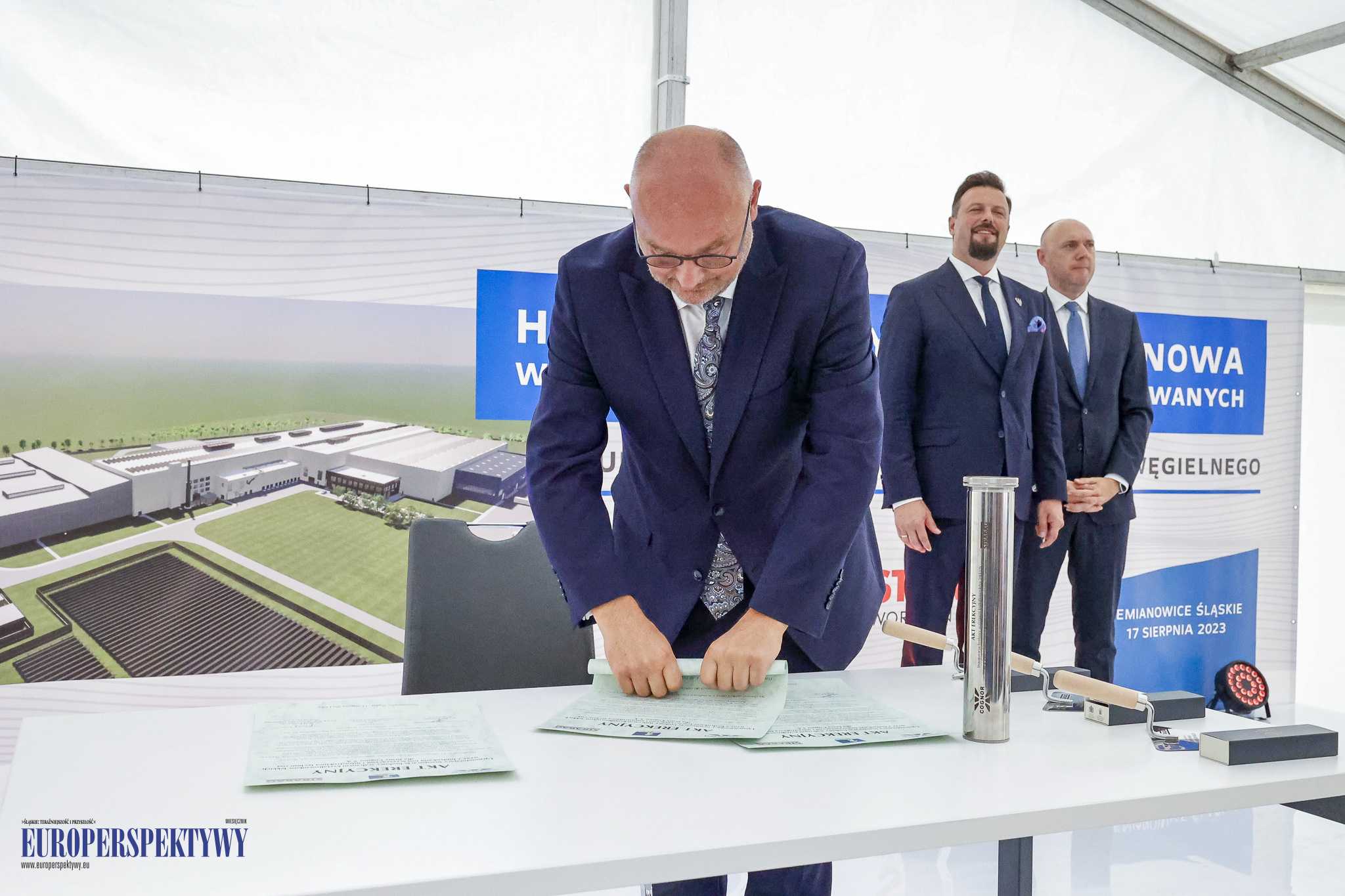 Europerspektywy Cognor buduje walcownię