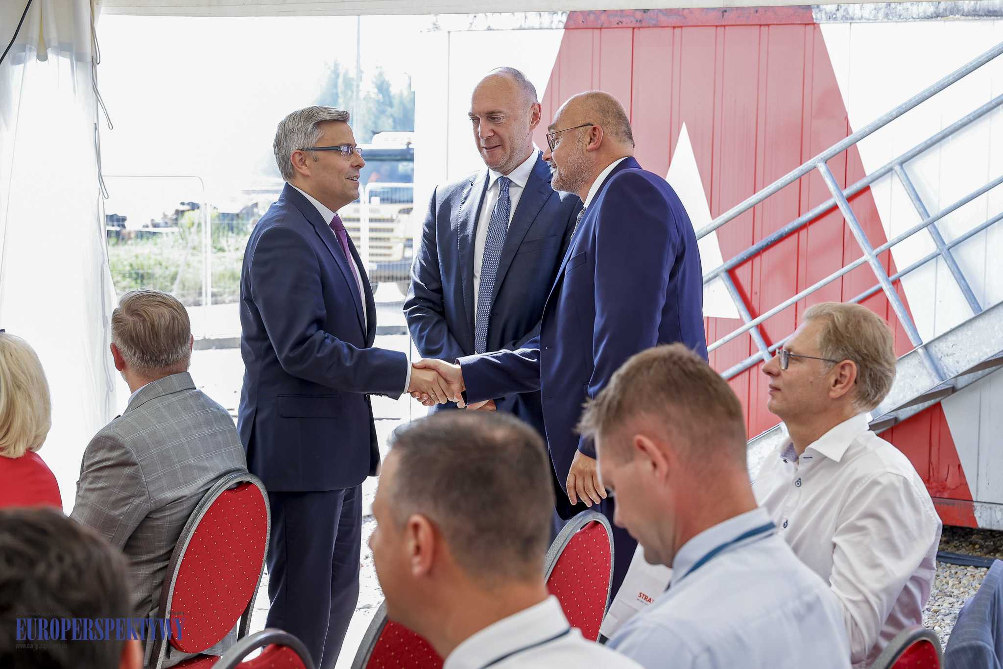 Europerspektywy Cognor buduje walcownię