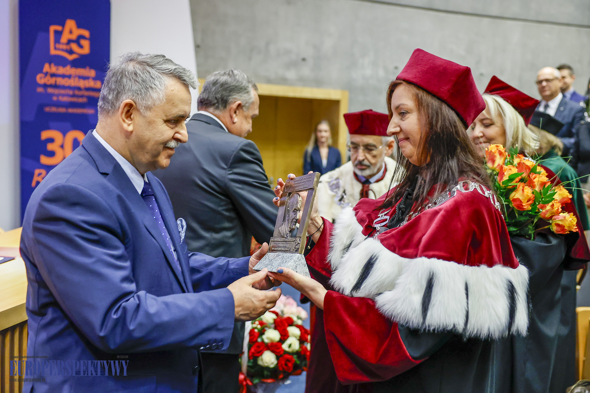 INAUGURACJA ROKU 2023/2024 AKADEMIA GÓRNOŚLĄSKA Europerspektywy Akademia Górnośląska w Katowicach rozpoczęła rok akademicki 2023/2024