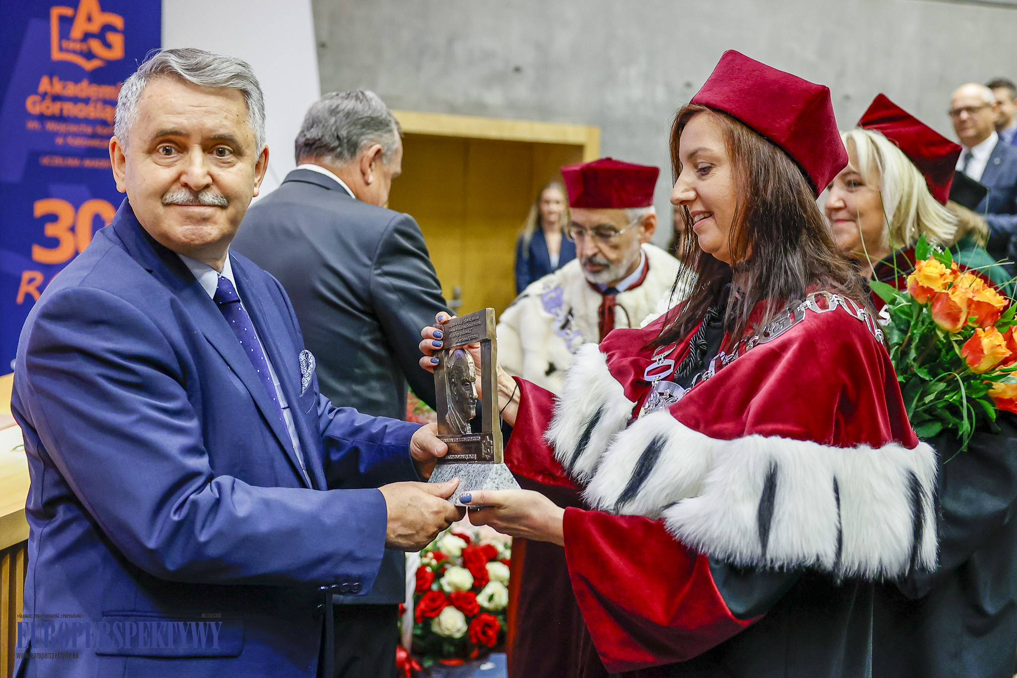 INAUGURACJA ROKU 2023/2024 AKADEMIA GÓRNOŚLĄSKA Europerspektywy Akademia Górnośląska w Katowicach rozpoczęła rok akademicki 2023/2024