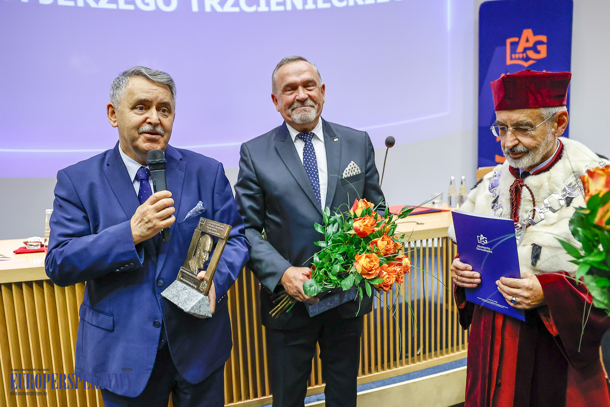 INAUGURACJA ROKU 2023/2024 AKADEMIA GÓRNOŚLĄSKA Europerspektywy Akademia Górnośląska w Katowicach rozpoczęła rok akademicki 2023/2024