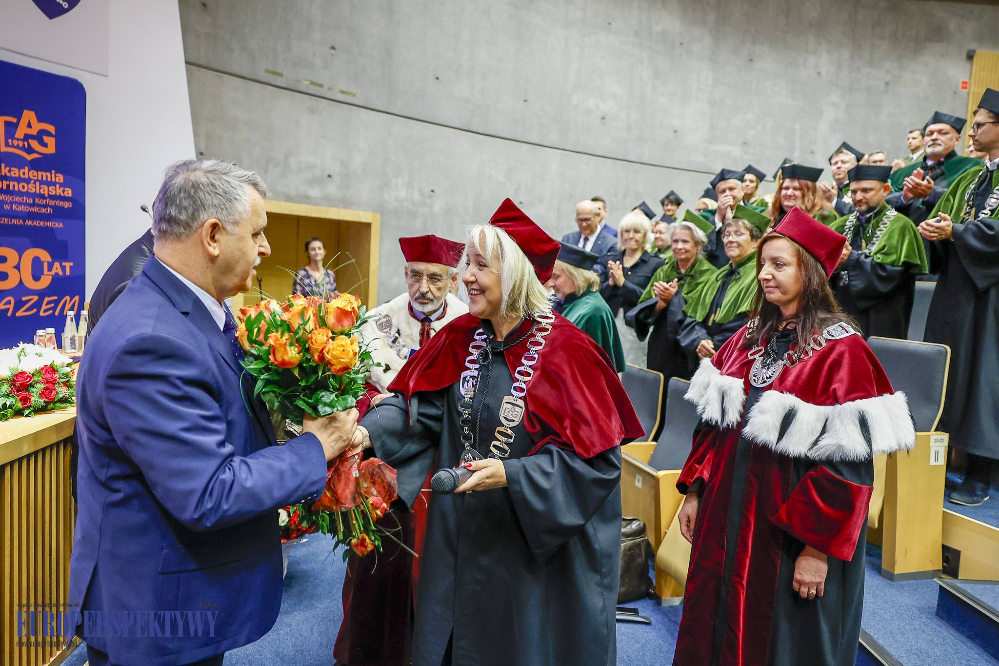 INAUGURACJA ROKU 2023/2024 AKADEMIA GÓRNOŚLĄSKA Europerspektywy Akademia Górnośląska w Katowicach rozpoczęła rok akademicki 2023/2024