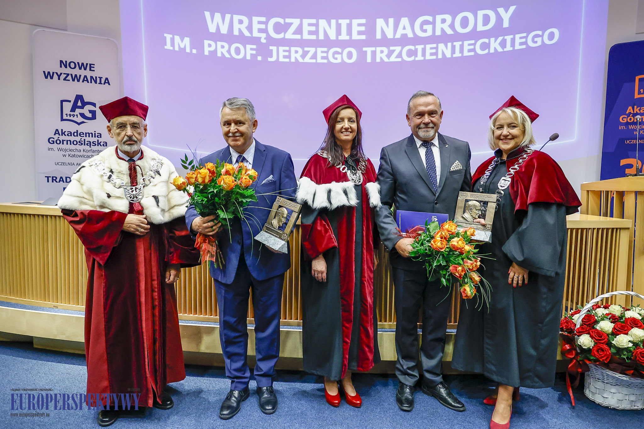 INAUGURACJA ROKU 2023/2024 AKADEMIA GÓRNOŚLĄSKA Europerspektywy Akademia Górnośląska w Katowicach rozpoczęła rok akademicki 2023/2024