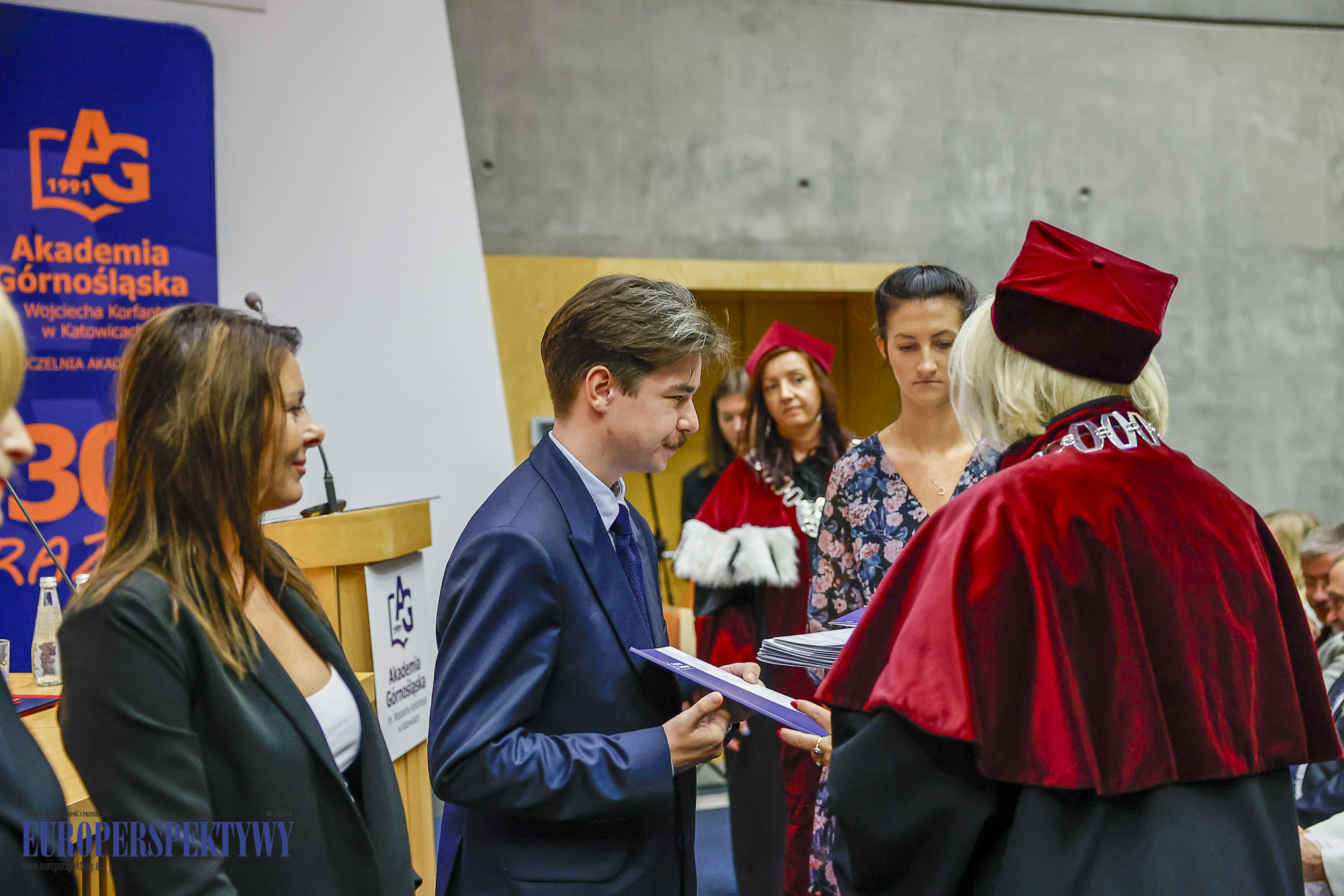 INAUGURACJA ROKU 2023/2024 AKADEMIA GÓRNOŚLĄSKA Europerspektywy Akademia Górnośląska w Katowicach rozpoczęła rok akademicki 2023/2024