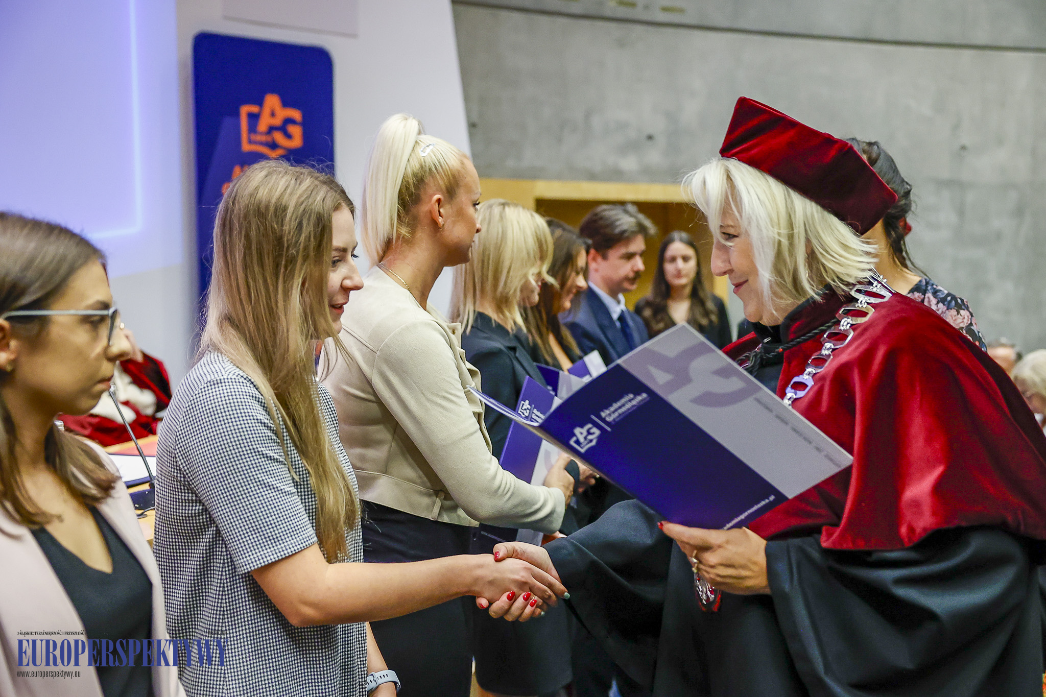 INAUGURACJA ROKU 2023/2024 AKADEMIA GÓRNOŚLĄSKA Europerspektywy Akademia Górnośląska w Katowicach rozpoczęła rok akademicki 2023/2024