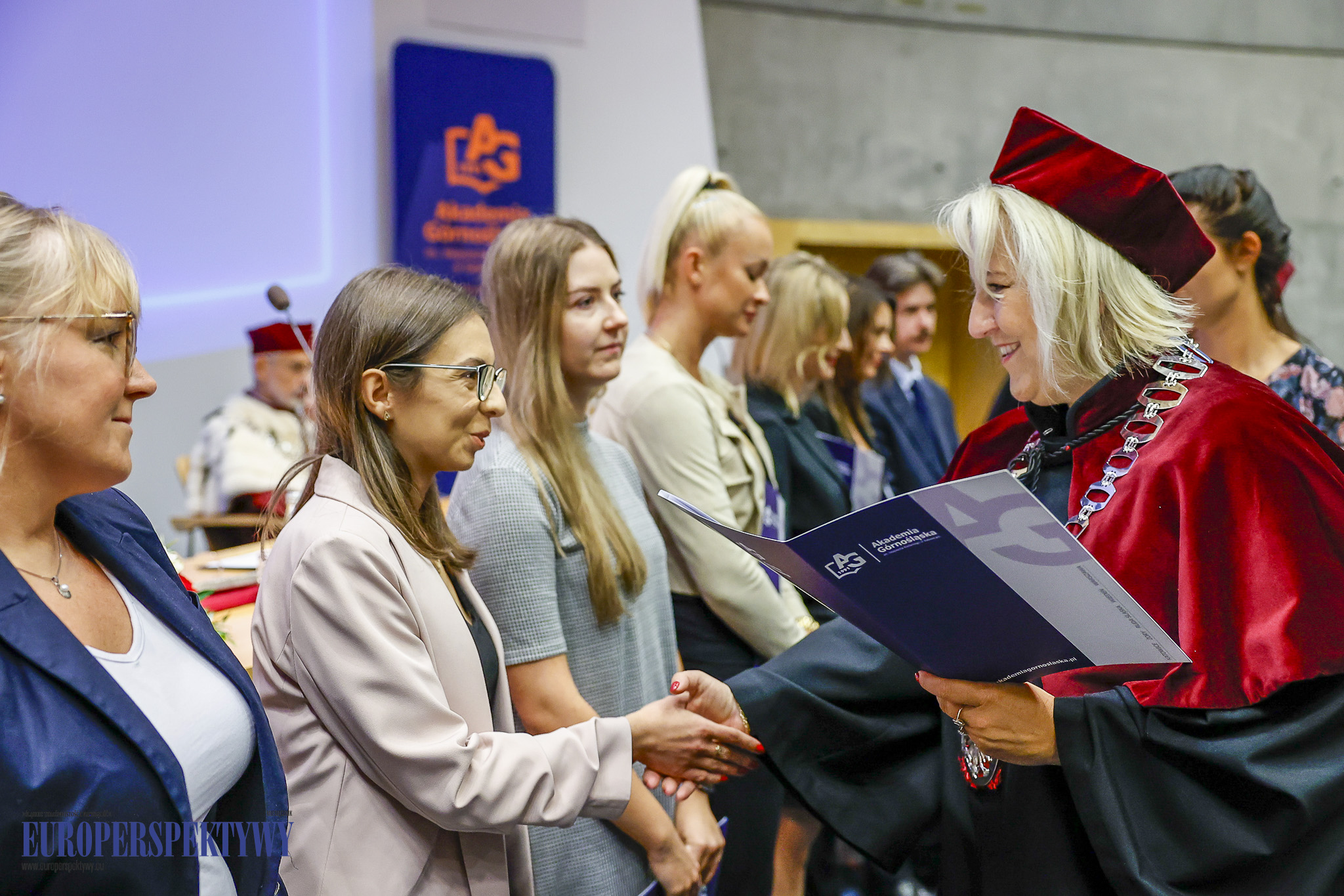 INAUGURACJA ROKU 2023/2024 AKADEMIA GÓRNOŚLĄSKA Europerspektywy Akademia Górnośląska w Katowicach rozpoczęła rok akademicki 2023/2024