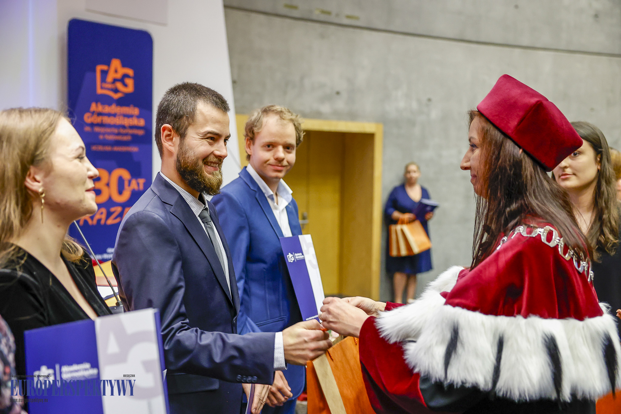 INAUGURACJA ROKU 2023/2024 AKADEMIA GÓRNOŚLĄSKA Europerspektywy Akademia Górnośląska w Katowicach rozpoczęła rok akademicki 2023/2024