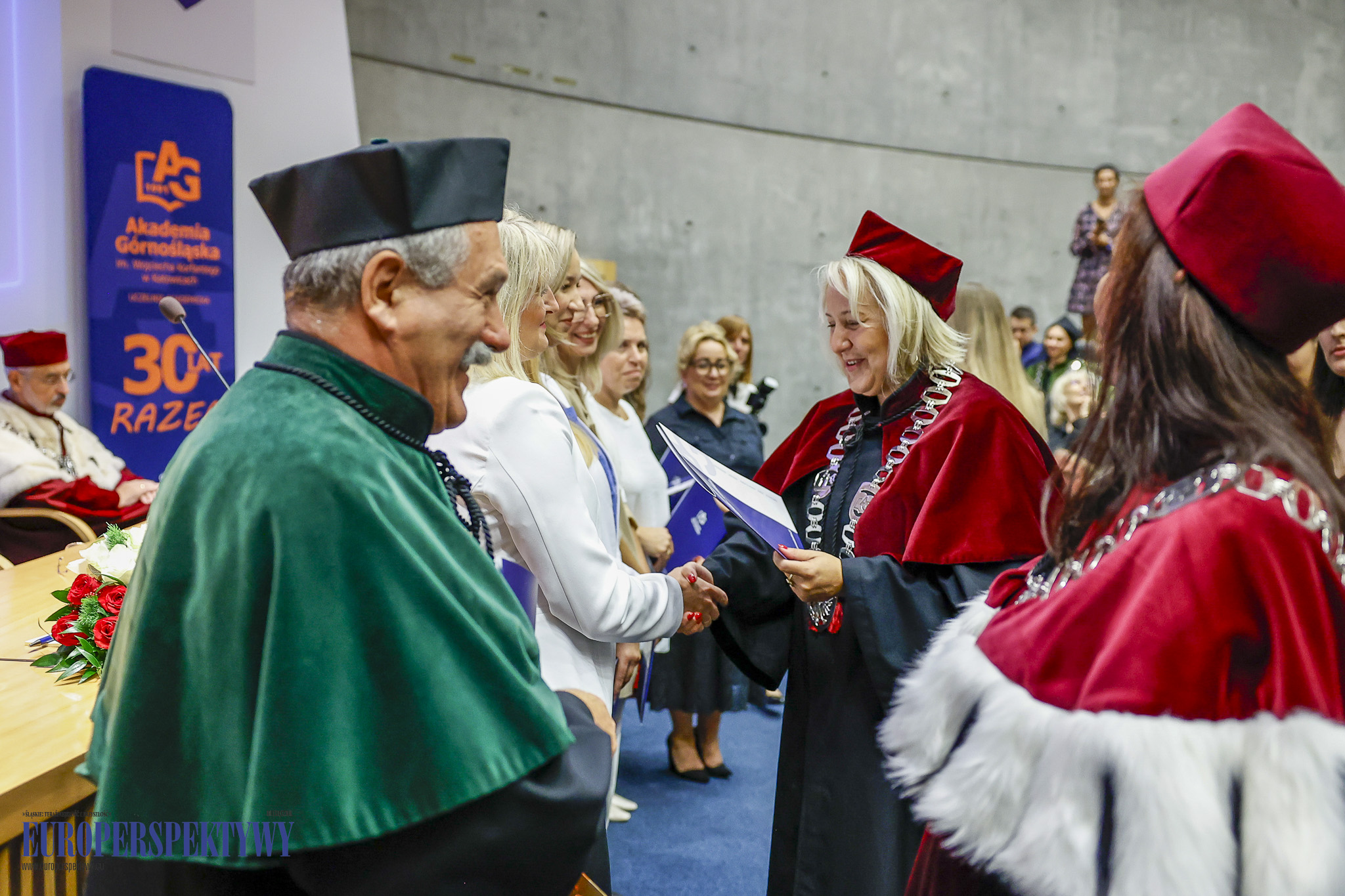 INAUGURACJA ROKU 2023/2024 AKADEMIA GÓRNOŚLĄSKA Europerspektywy Akademia Górnośląska w Katowicach rozpoczęła rok akademicki 2023/2024