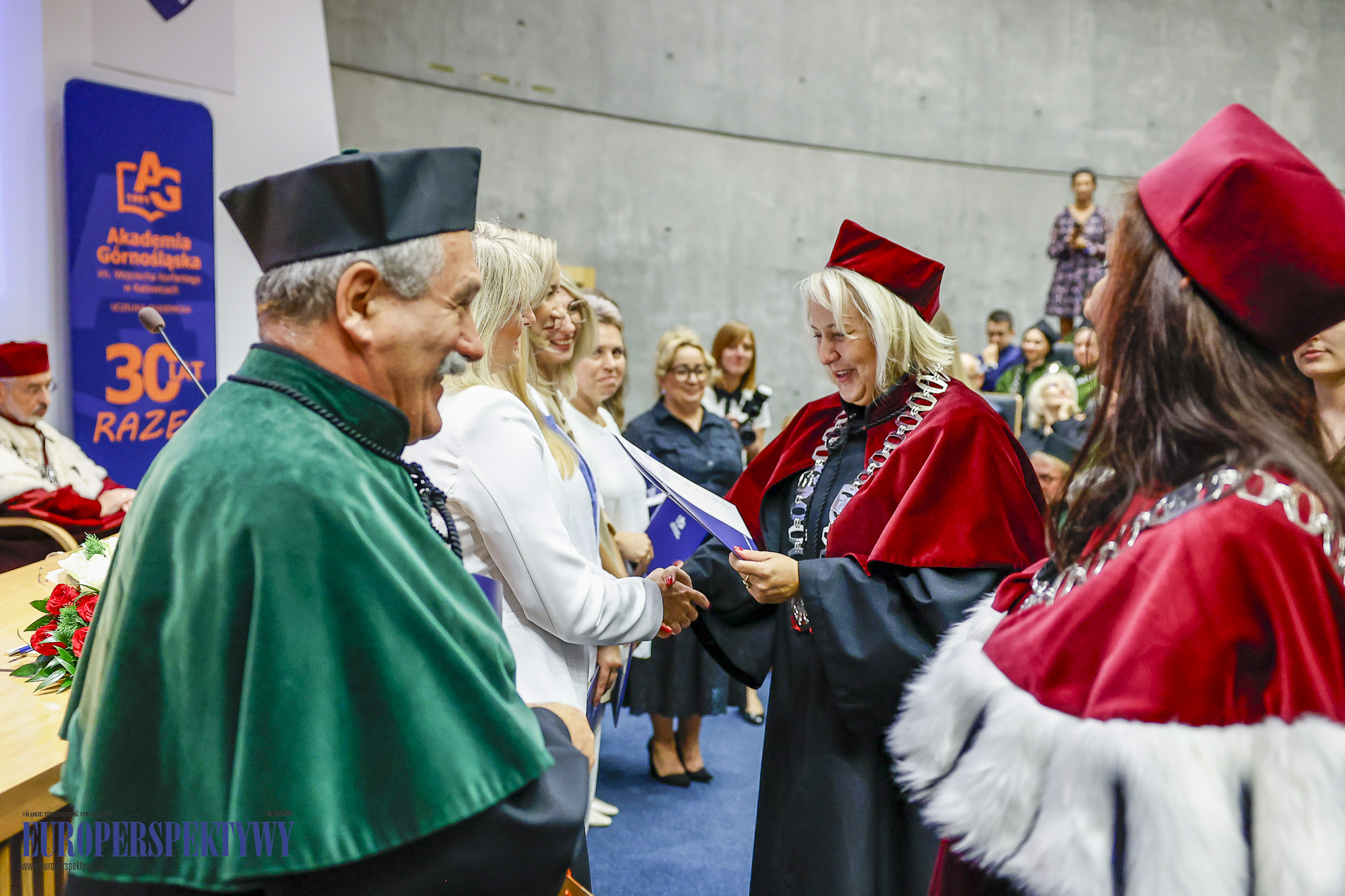 INAUGURACJA ROKU 2023/2024 AKADEMIA GÓRNOŚLĄSKA Europerspektywy Akademia Górnośląska w Katowicach rozpoczęła rok akademicki 2023/2024