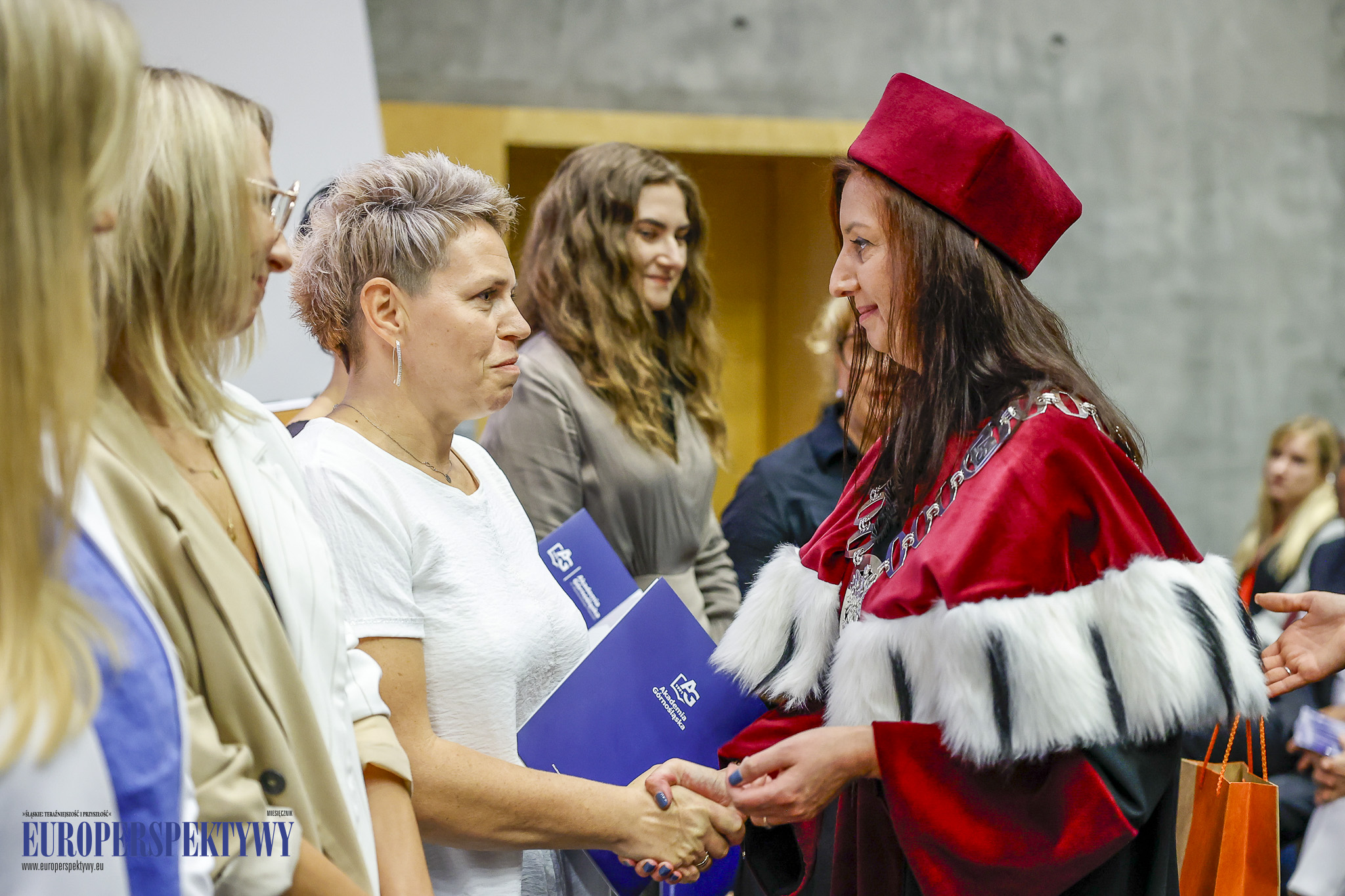 INAUGURACJA ROKU 2023/2024 AKADEMIA GÓRNOŚLĄSKA Europerspektywy Akademia Górnośląska w Katowicach rozpoczęła rok akademicki 2023/2024