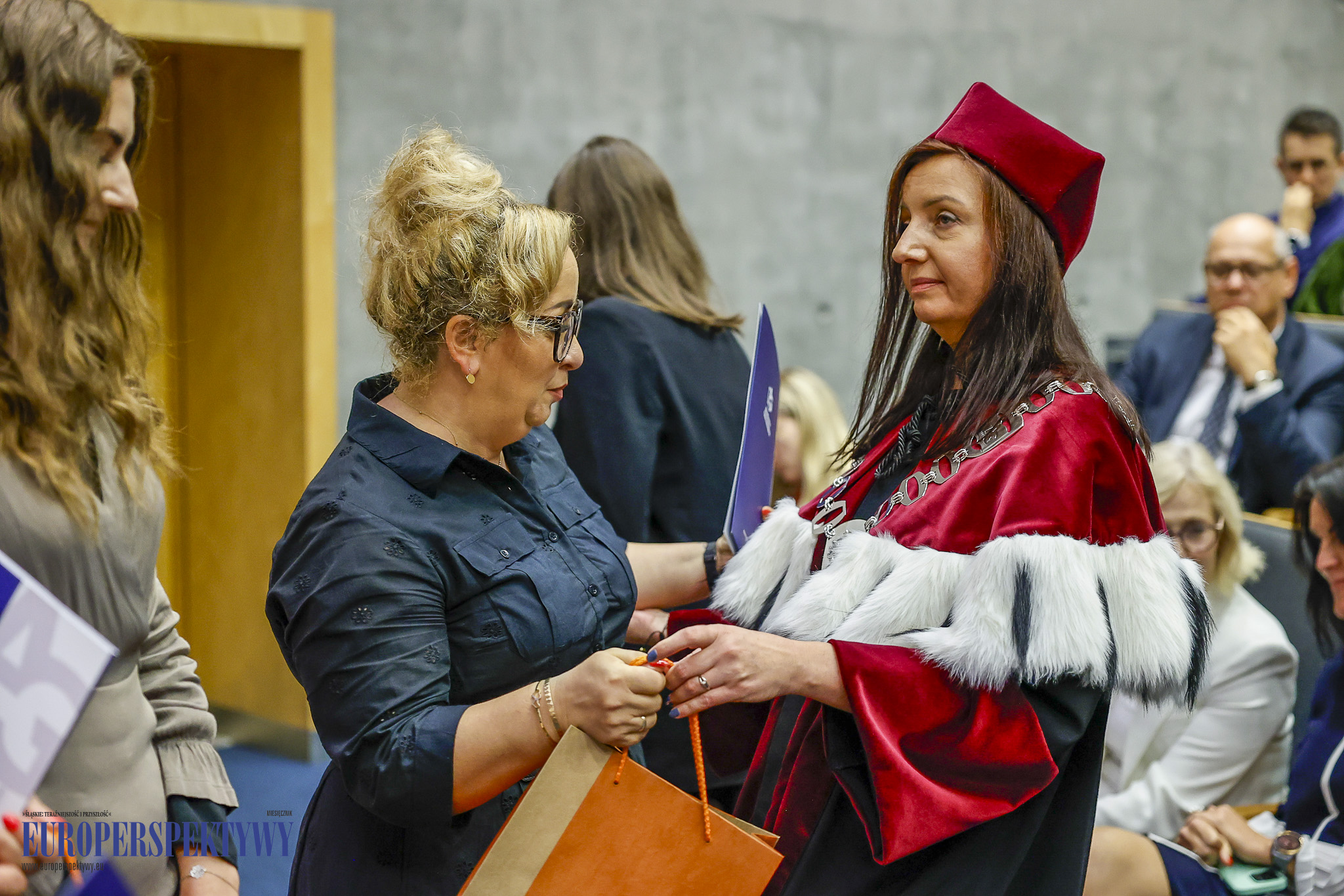 INAUGURACJA ROKU 2023/2024 AKADEMIA GÓRNOŚLĄSKA Europerspektywy Akademia Górnośląska w Katowicach rozpoczęła rok akademicki 2023/2024