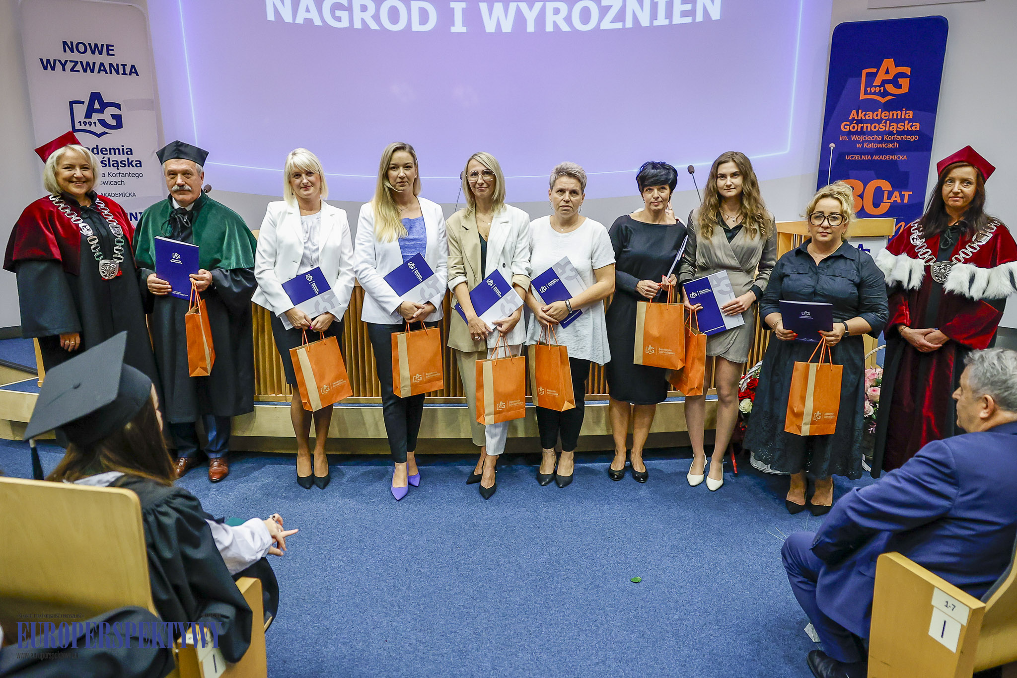 INAUGURACJA ROKU 2023/2024 AKADEMIA GÓRNOŚLĄSKA Europerspektywy Akademia Górnośląska w Katowicach rozpoczęła rok akademicki 2023/2024