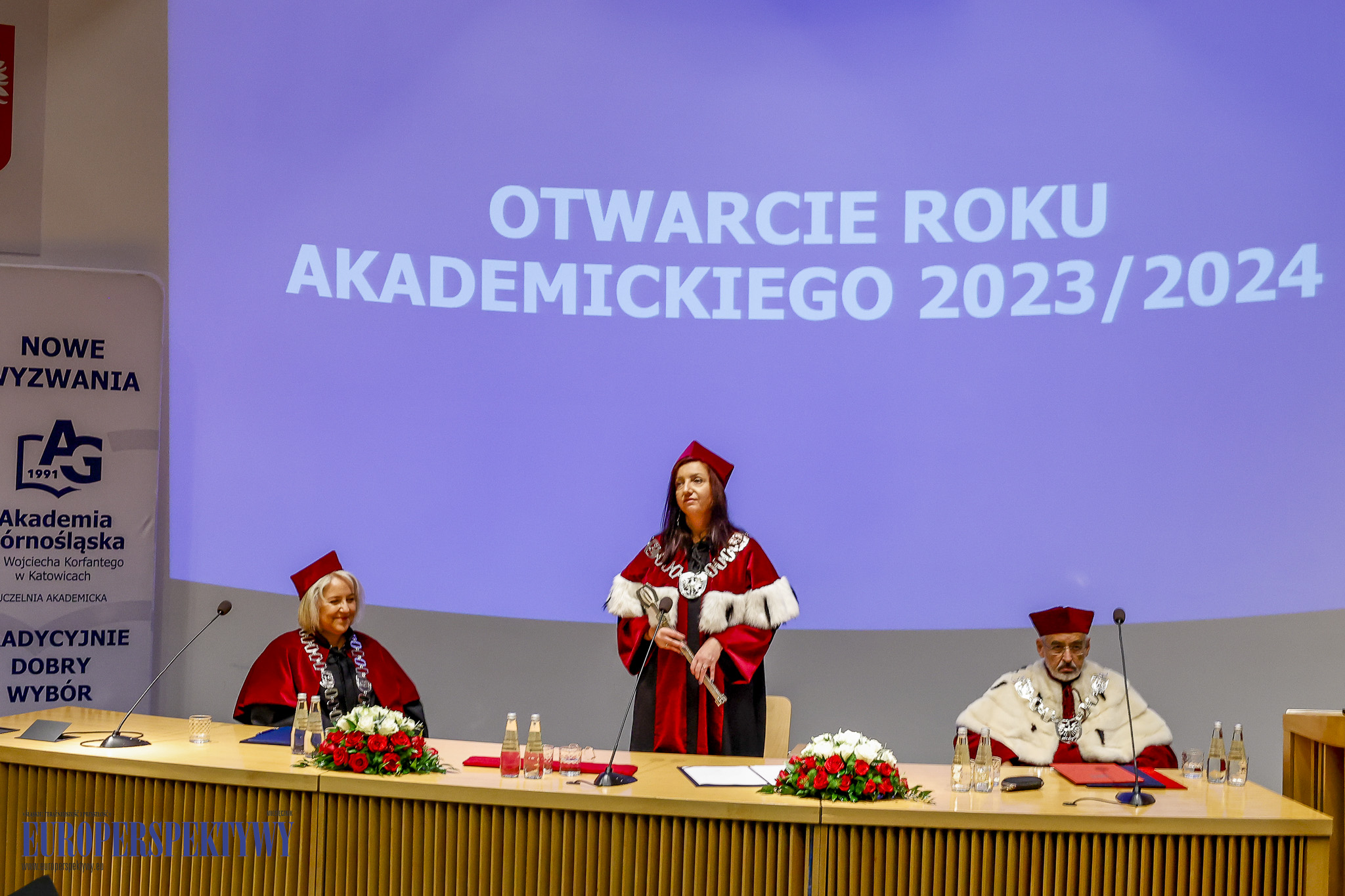 INAUGURACJA ROKU 2023/2024 AKADEMIA GÓRNOŚLĄSKA Europerspektywy Akademia Górnośląska w Katowicach rozpoczęła rok akademicki 2023/2024