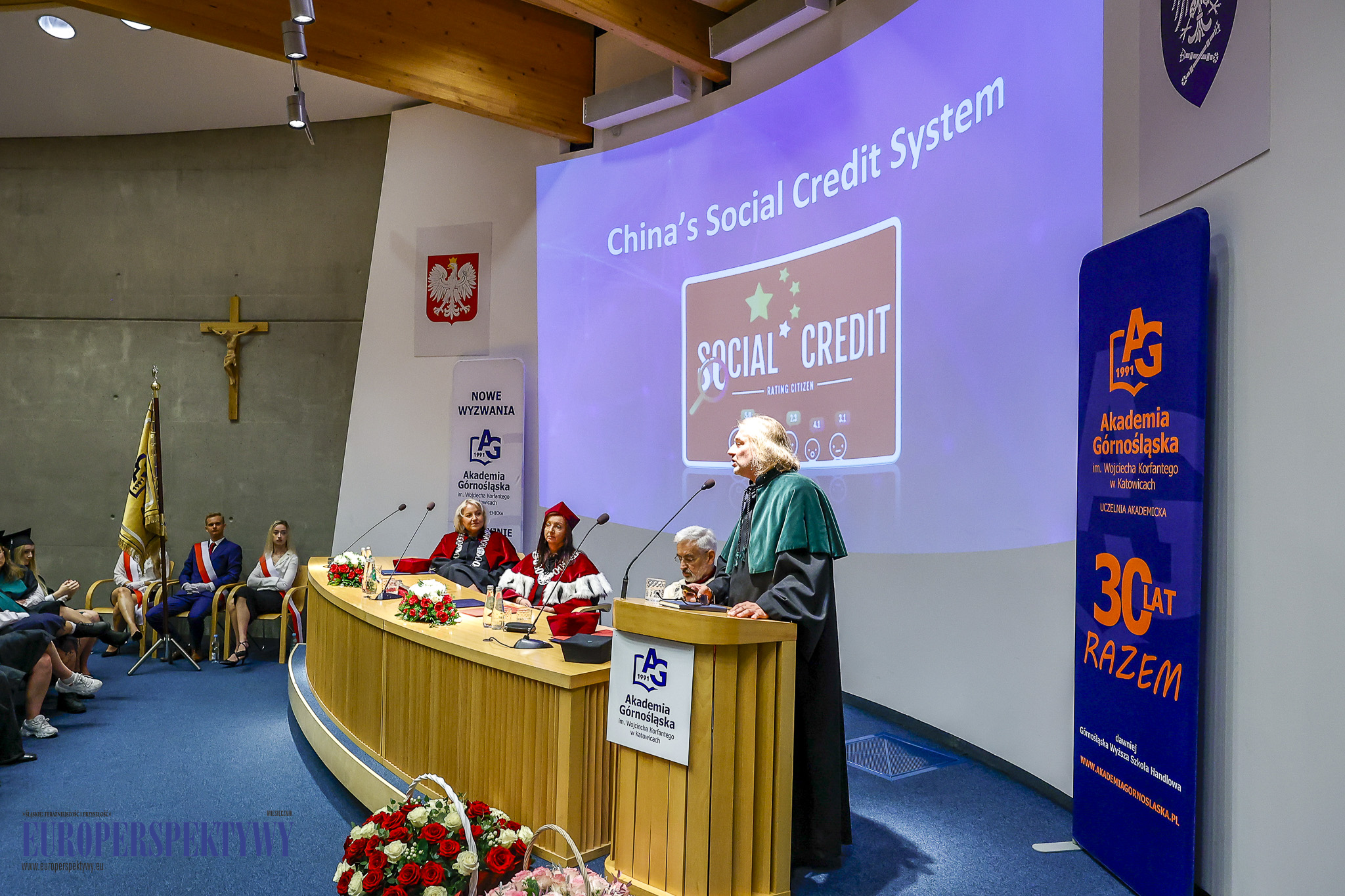 INAUGURACJA ROKU 2023/2024 AKADEMIA GÓRNOŚLĄSKA Europerspektywy Akademia Górnośląska w Katowicach rozpoczęła rok akademicki 2023/2024