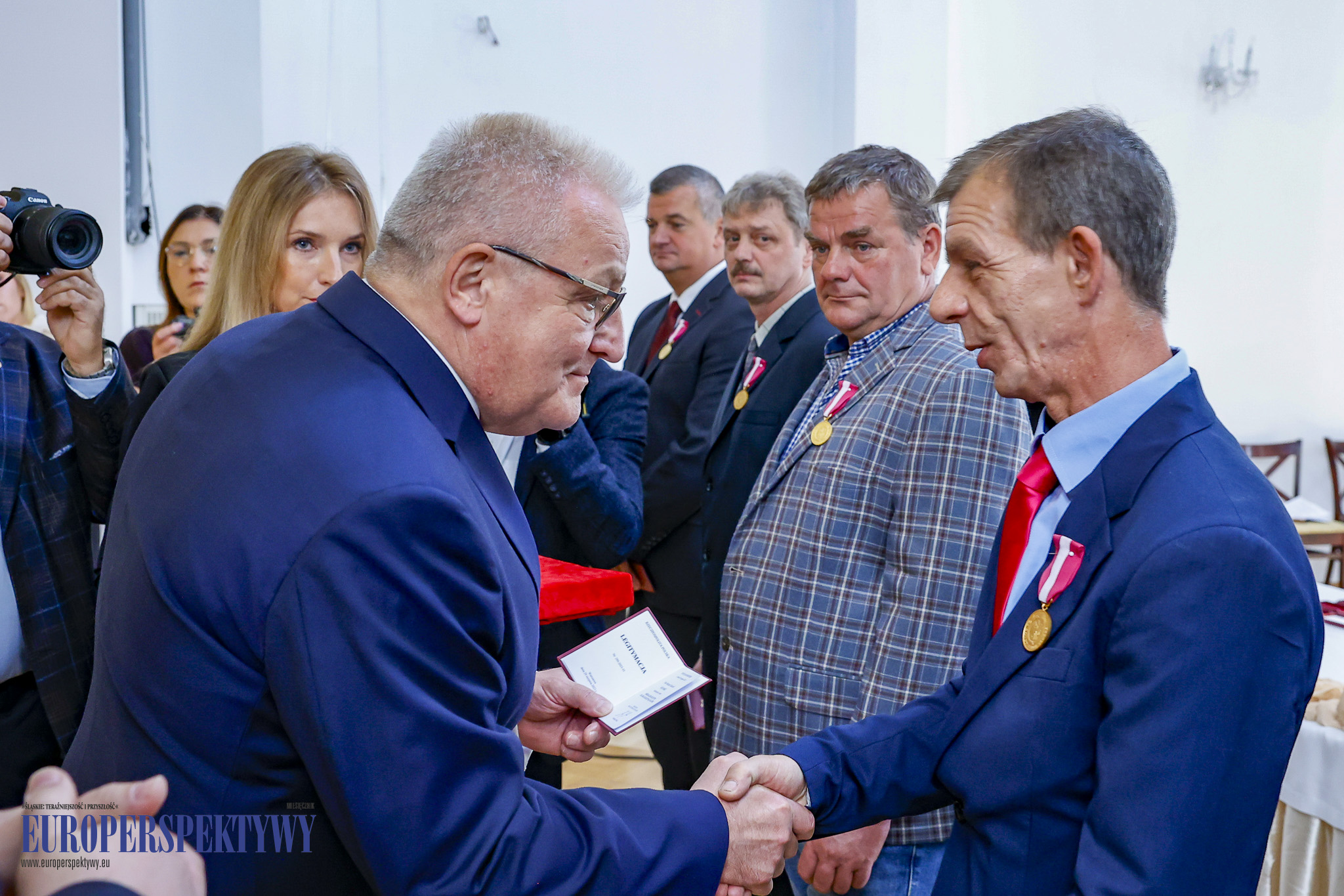 Europerspektywy Huta Pokój Profile: Zasłużony Pracownik