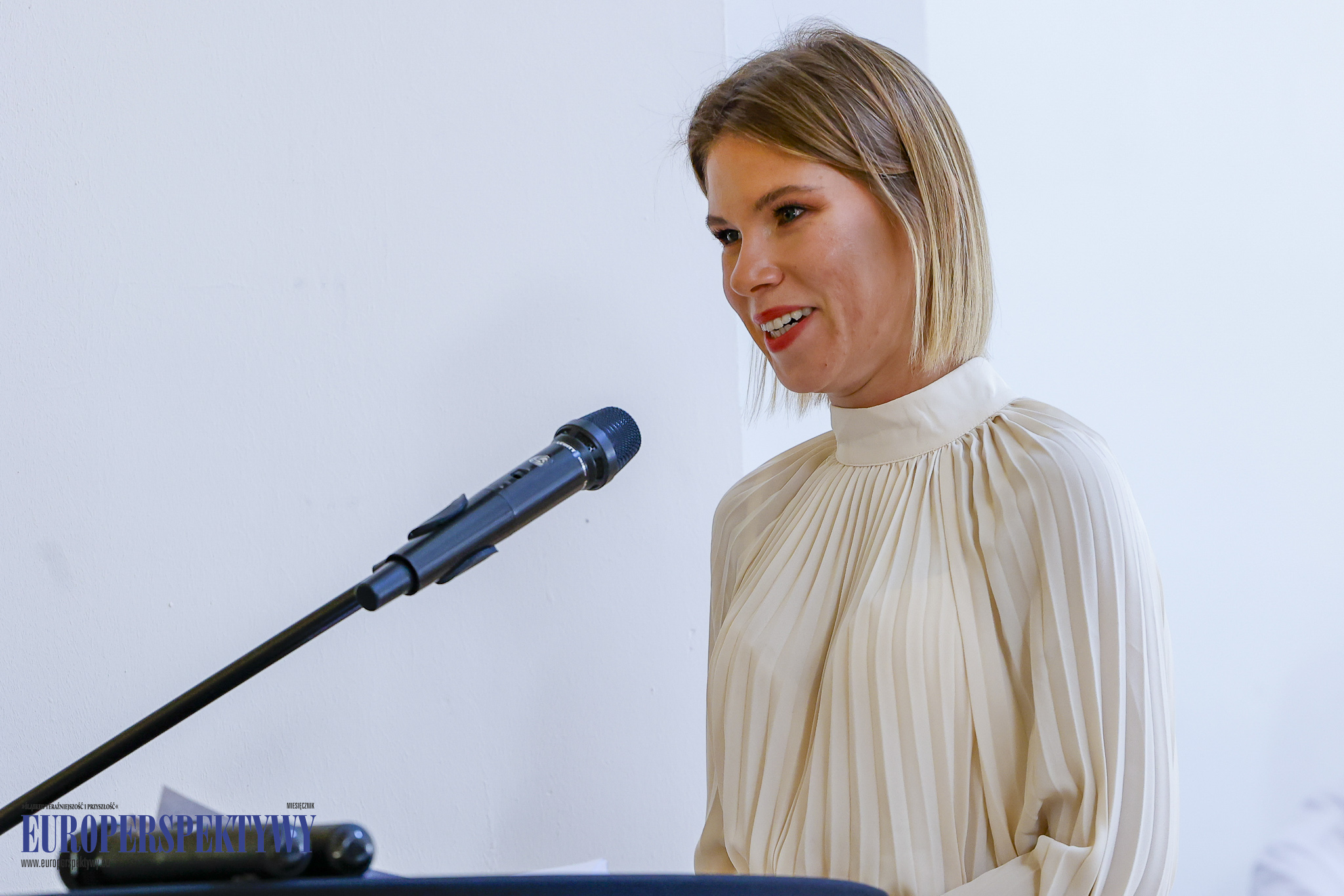 Europerspektywy Huta Pokój Profile: Zasłużony Pracownik