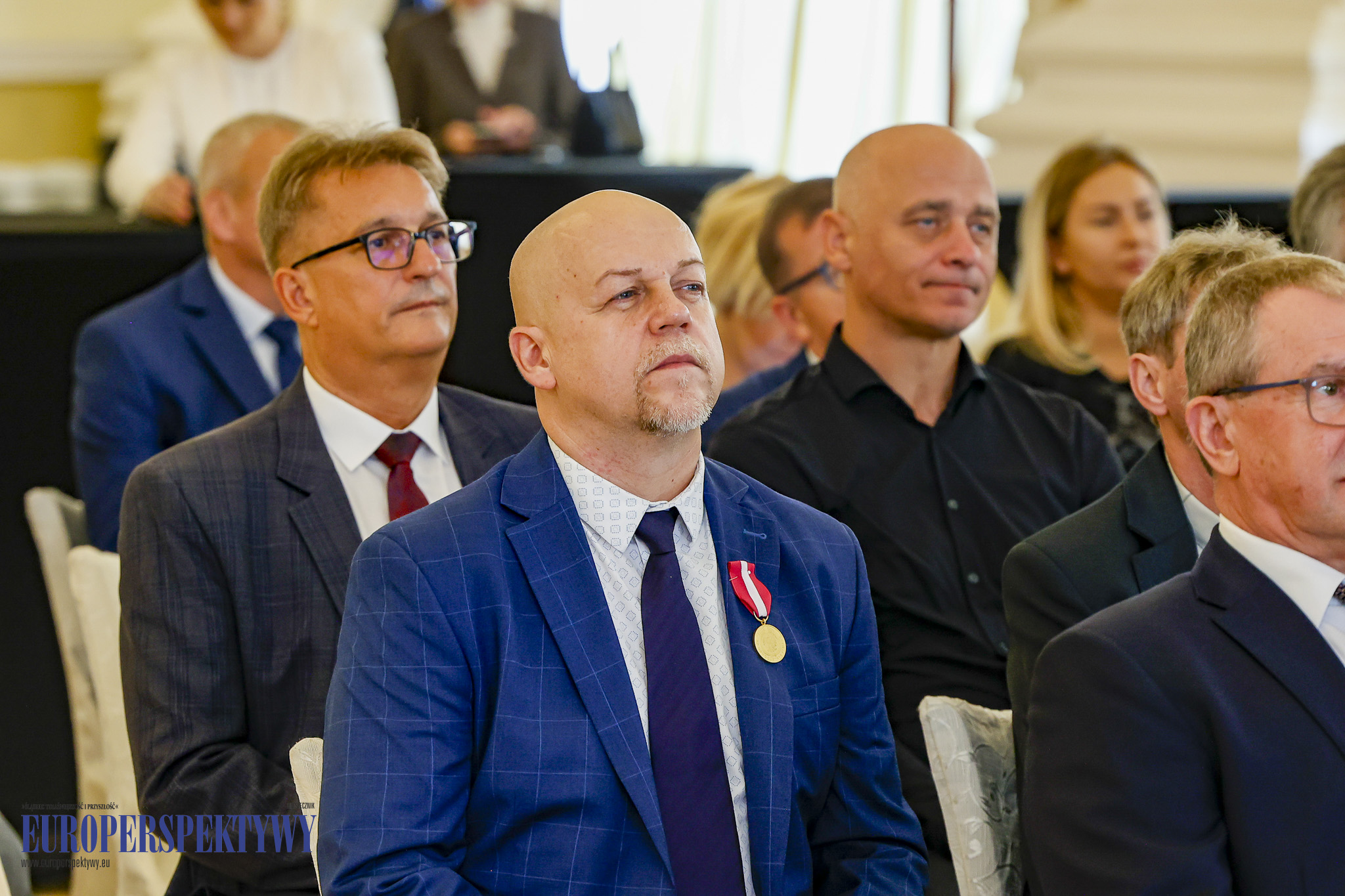 Europerspektywy Huta Pokój Profile: Zasłużony Pracownik