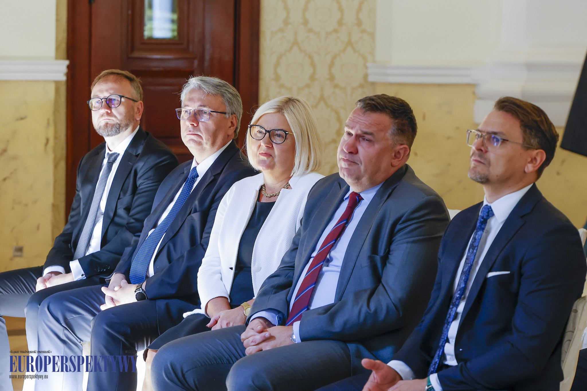 Europerspektywy Huta Pokój Profile: Zasłużony Pracownik