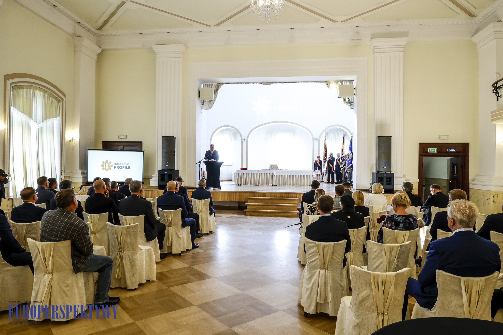 Europerspektywy Huta Pokój Profile: Zasłużony Pracownik