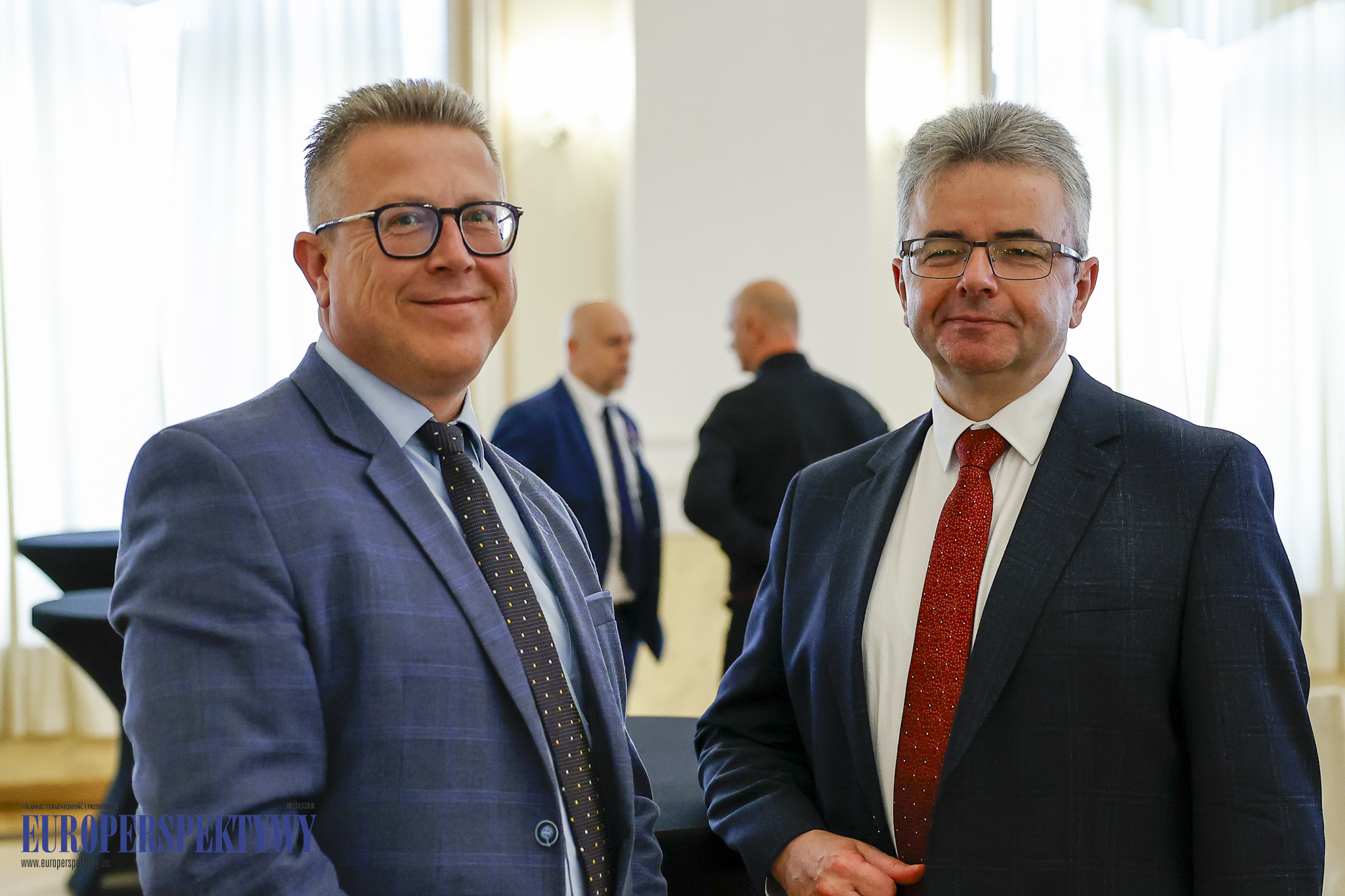 Europerspektywy Huta Pokój Profile: Zasłużony Pracownik