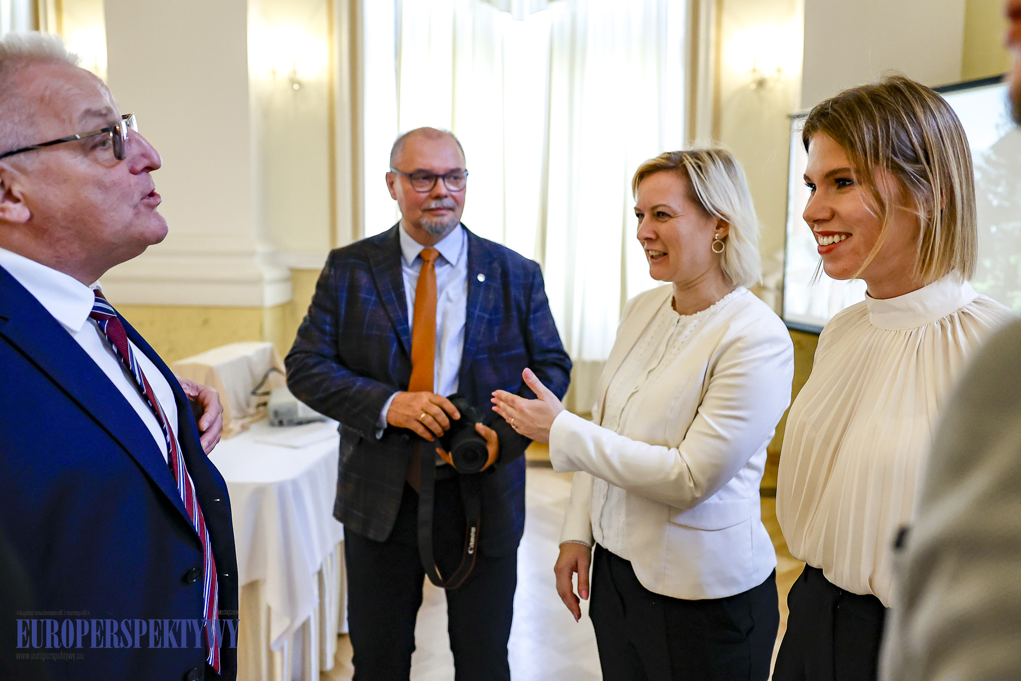 Europerspektywy Huta Pokój Profile: Zasłużony Pracownik