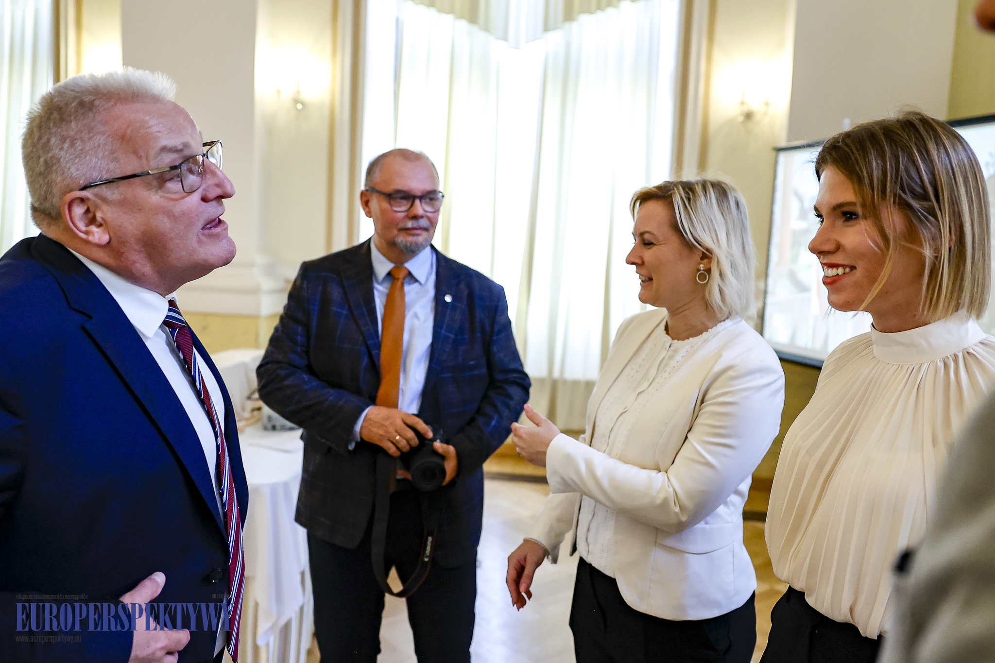 Europerspektywy Huta Pokój Profile: Zasłużony Pracownik