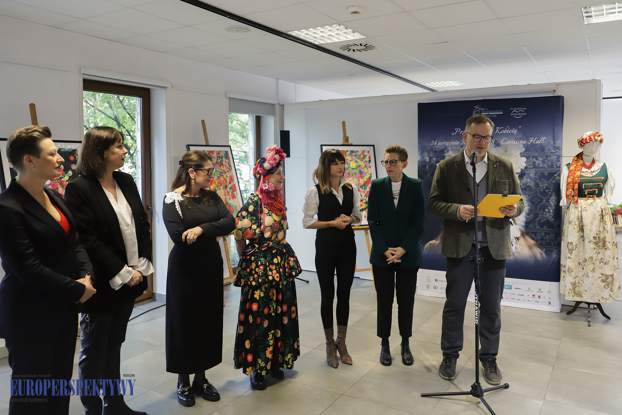 Europerspektywy Fundacja Strefa Kobiet - „Koronacja”