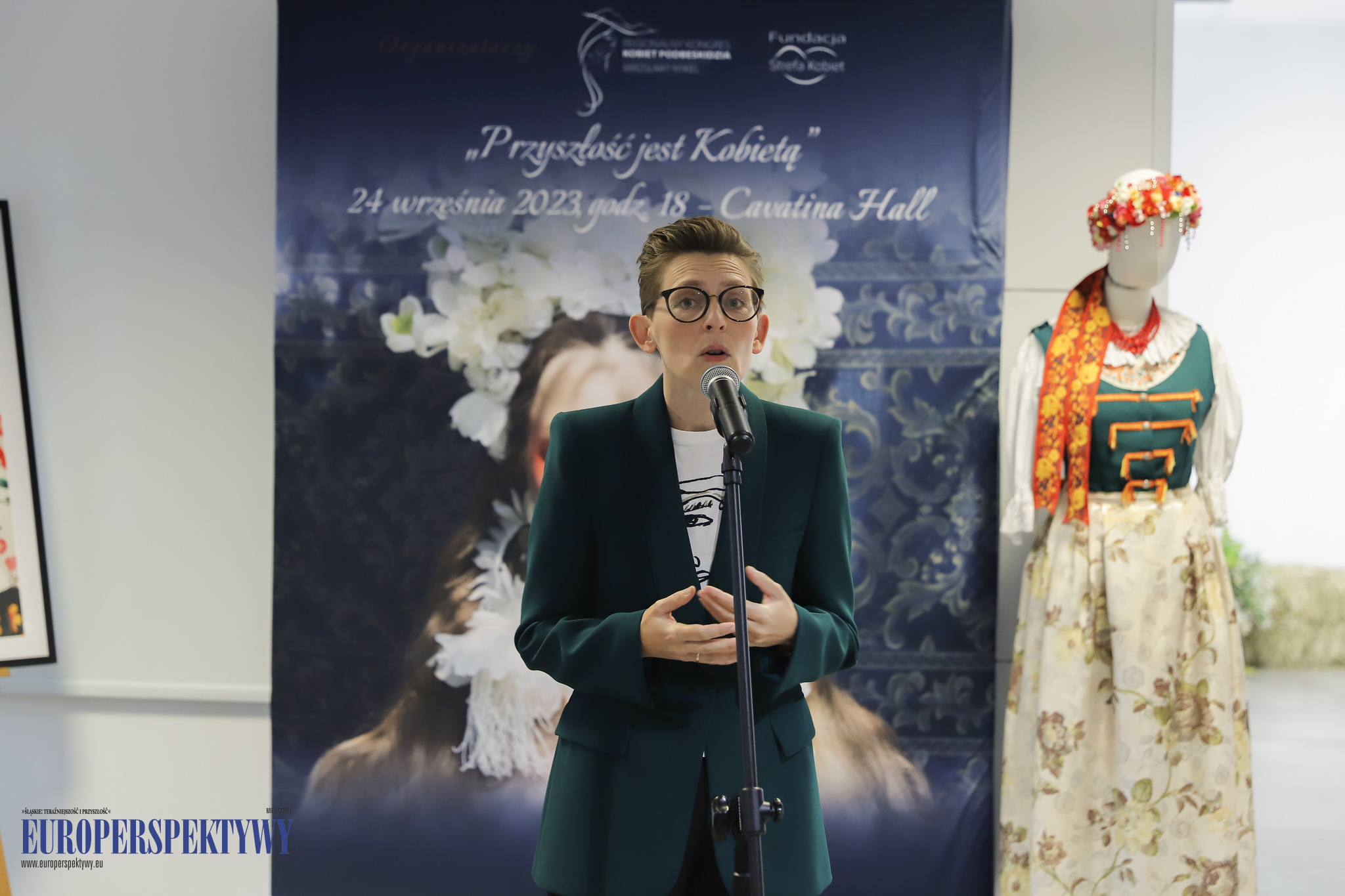 Europerspektywy Fundacja Strefa Kobiet - „Koronacja”