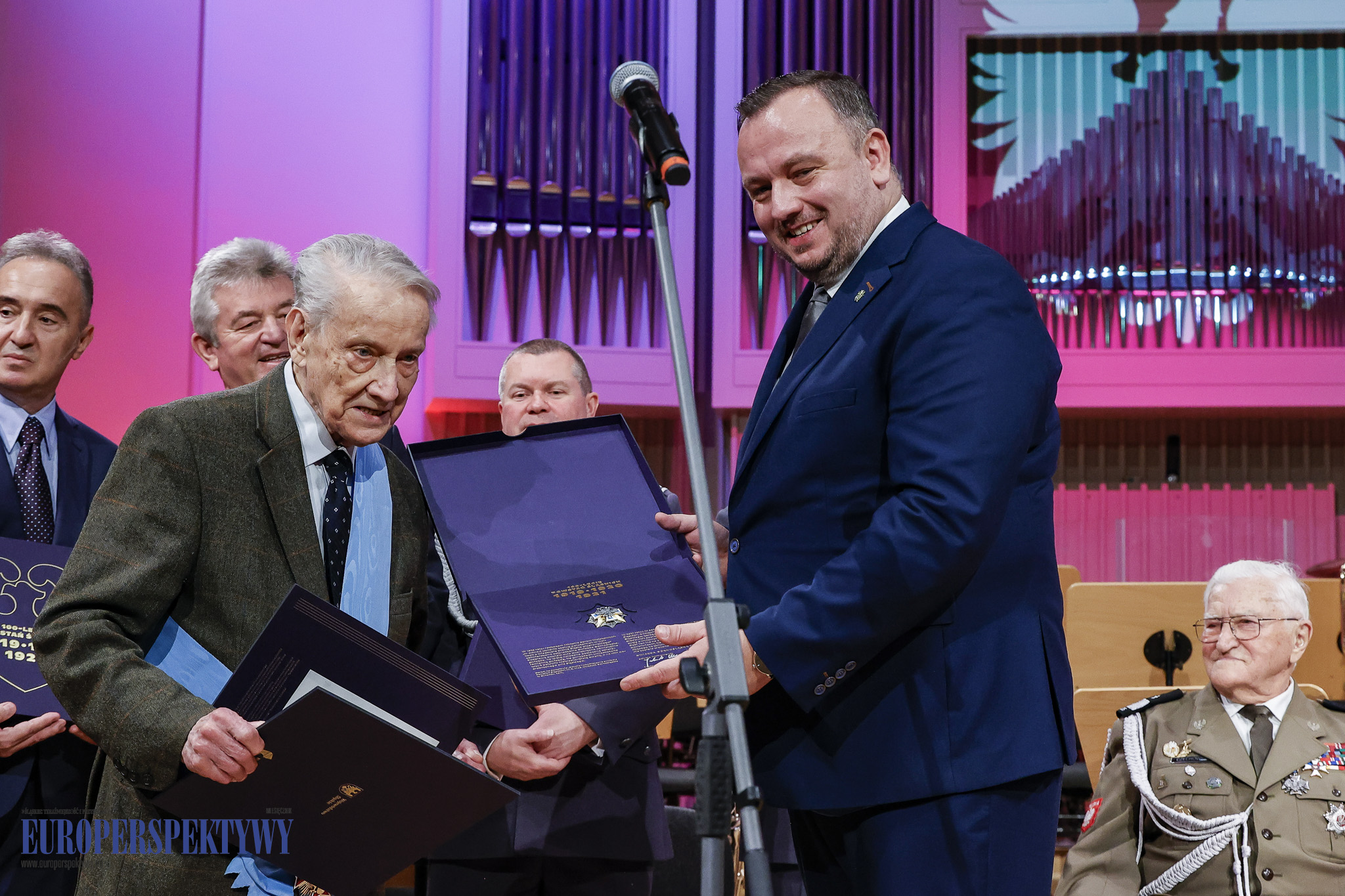 _MGL1374 Europerspektywy Gwiazda Górnośląska pamięci powstań Śląskich