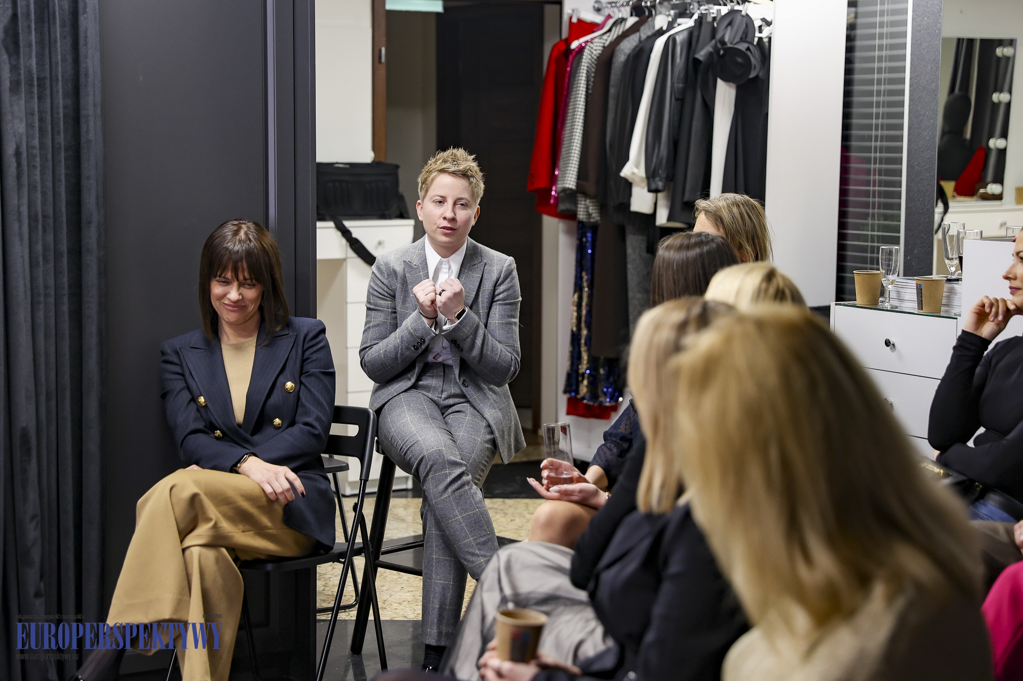 FURELLE + Jej Wysokość KOMUNIKACJA