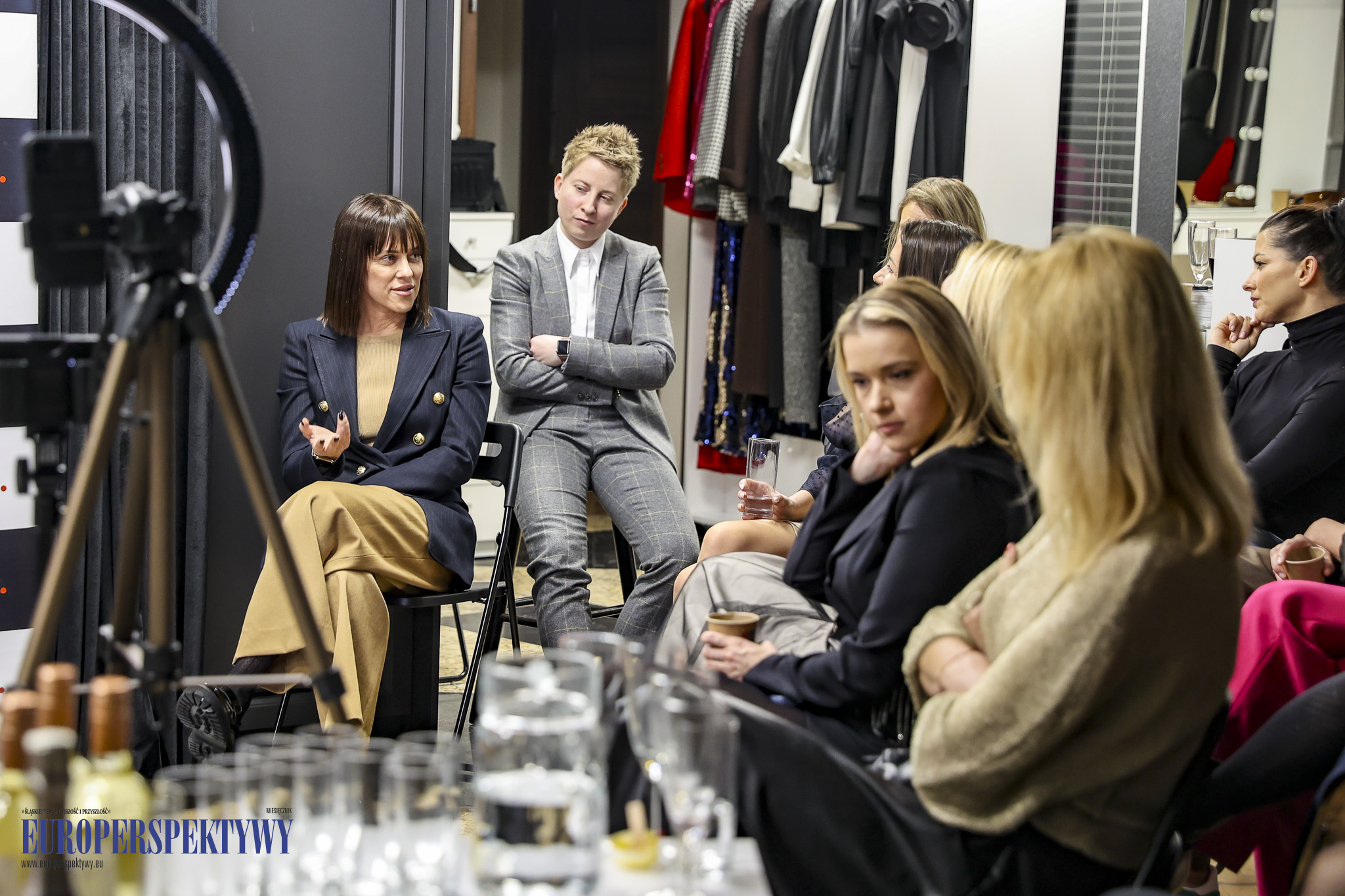 FURELLE + Jej Wysokość KOMUNIKACJA