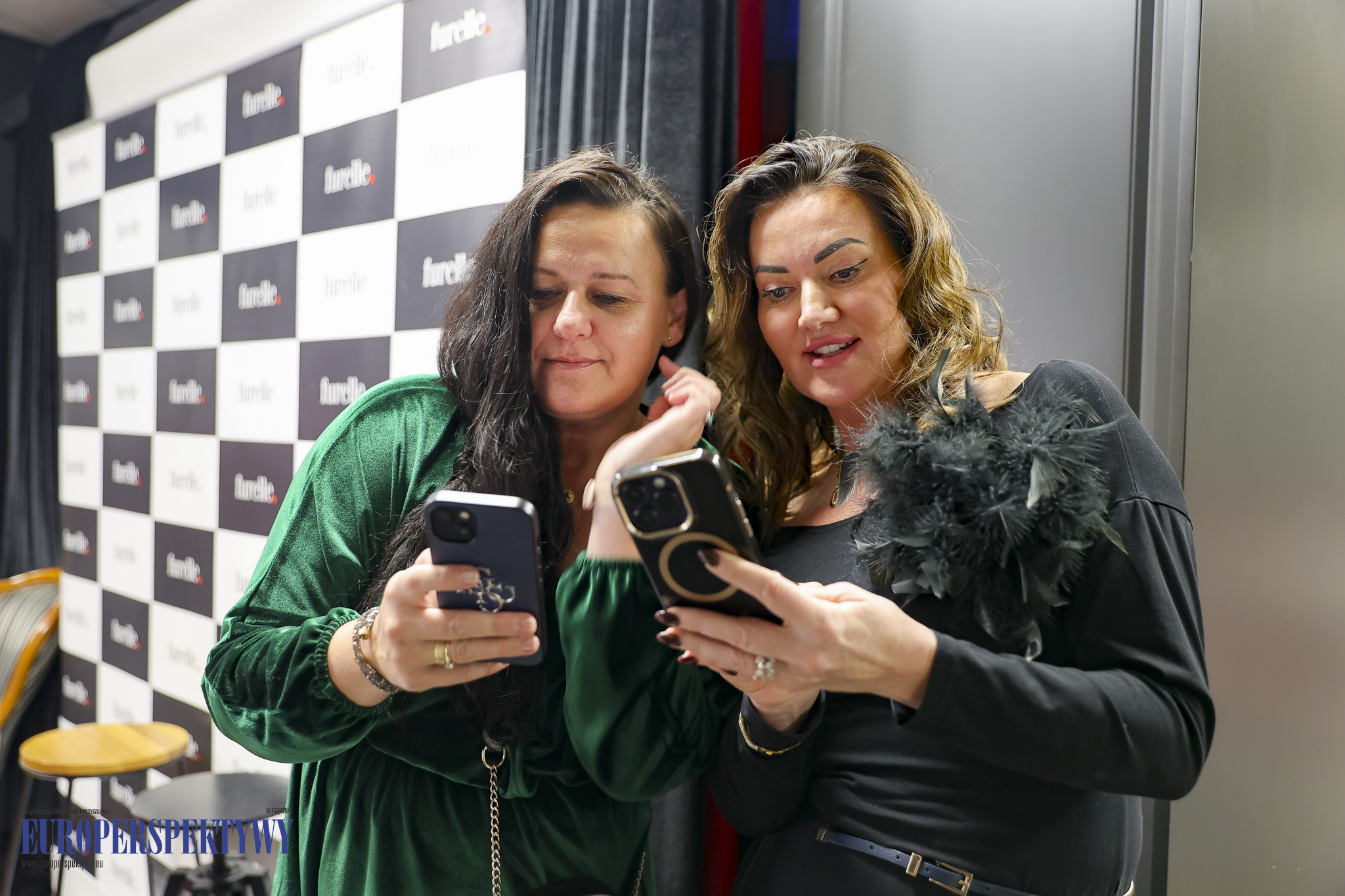 FURELLE + Jej Wysokość KOMUNIKACJA