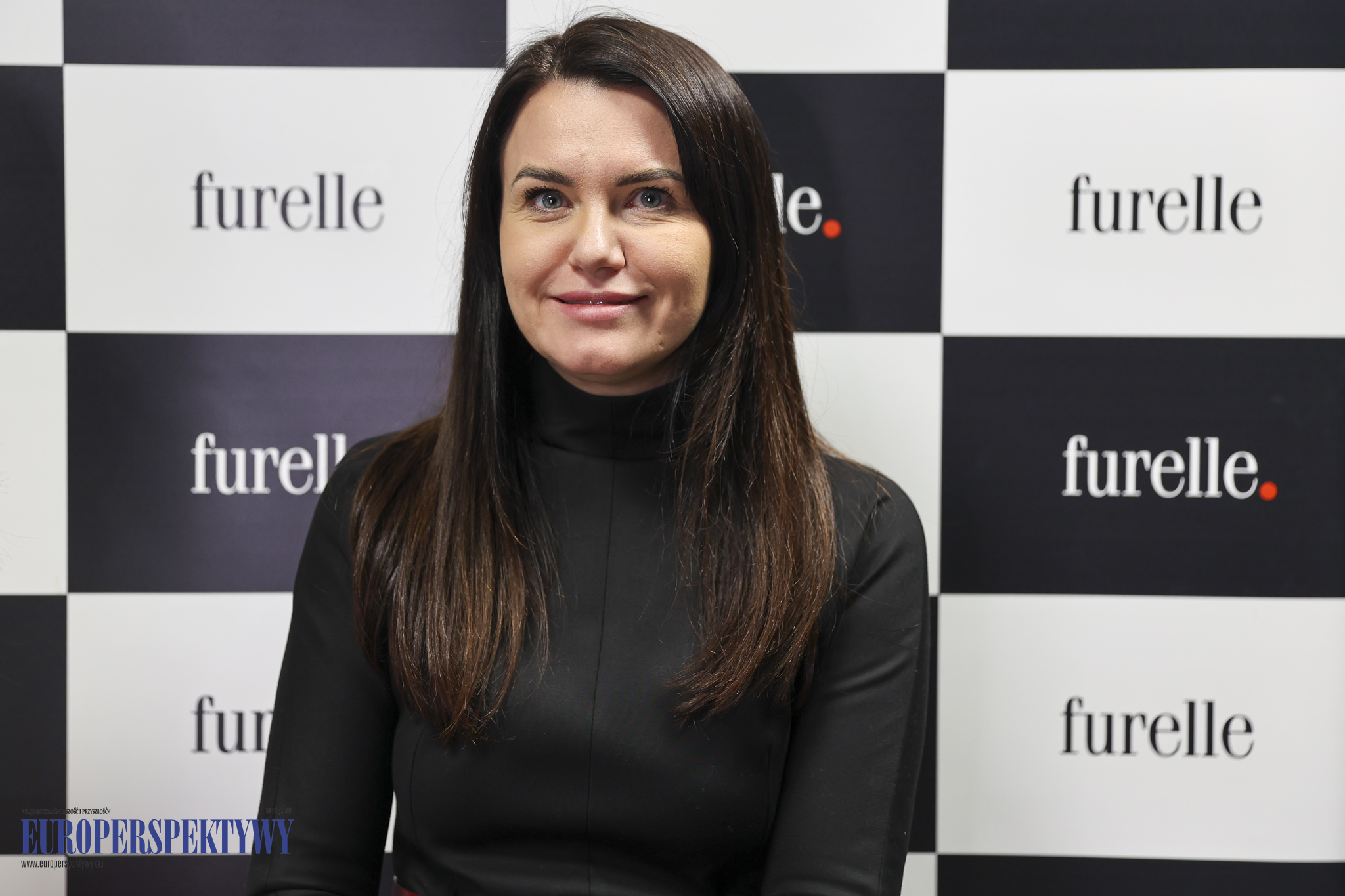 FURELLE + Jej Wysokość KOMUNIKACJA