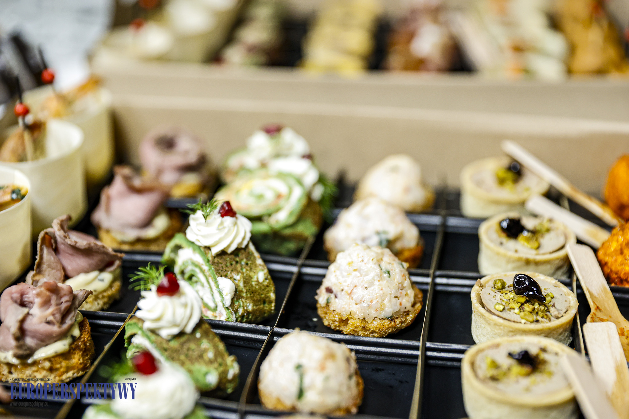 FURELLE + Jej Wysokość KOMUNIKACJA