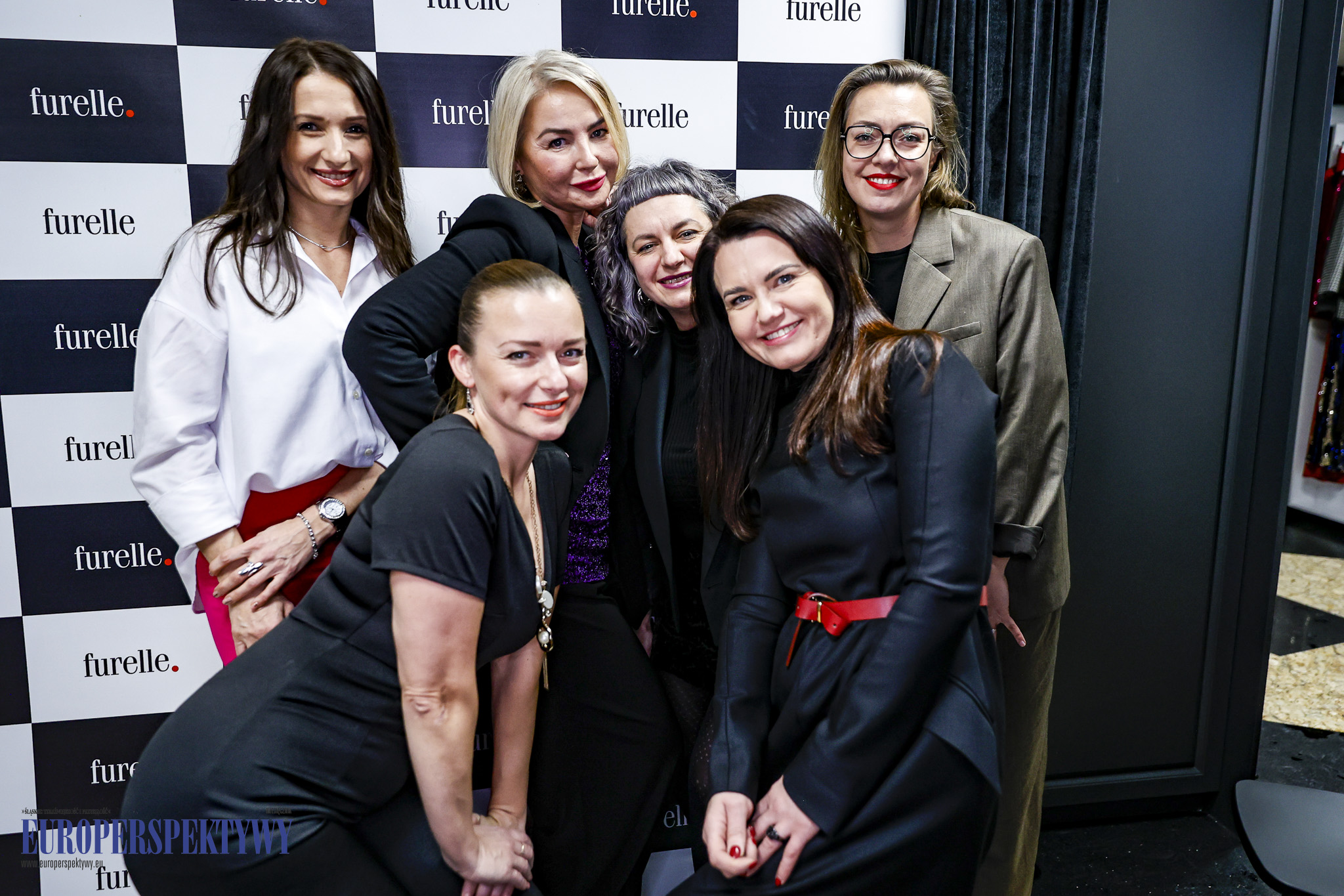 FURELLE + Jej Wysokość KOMUNIKACJA