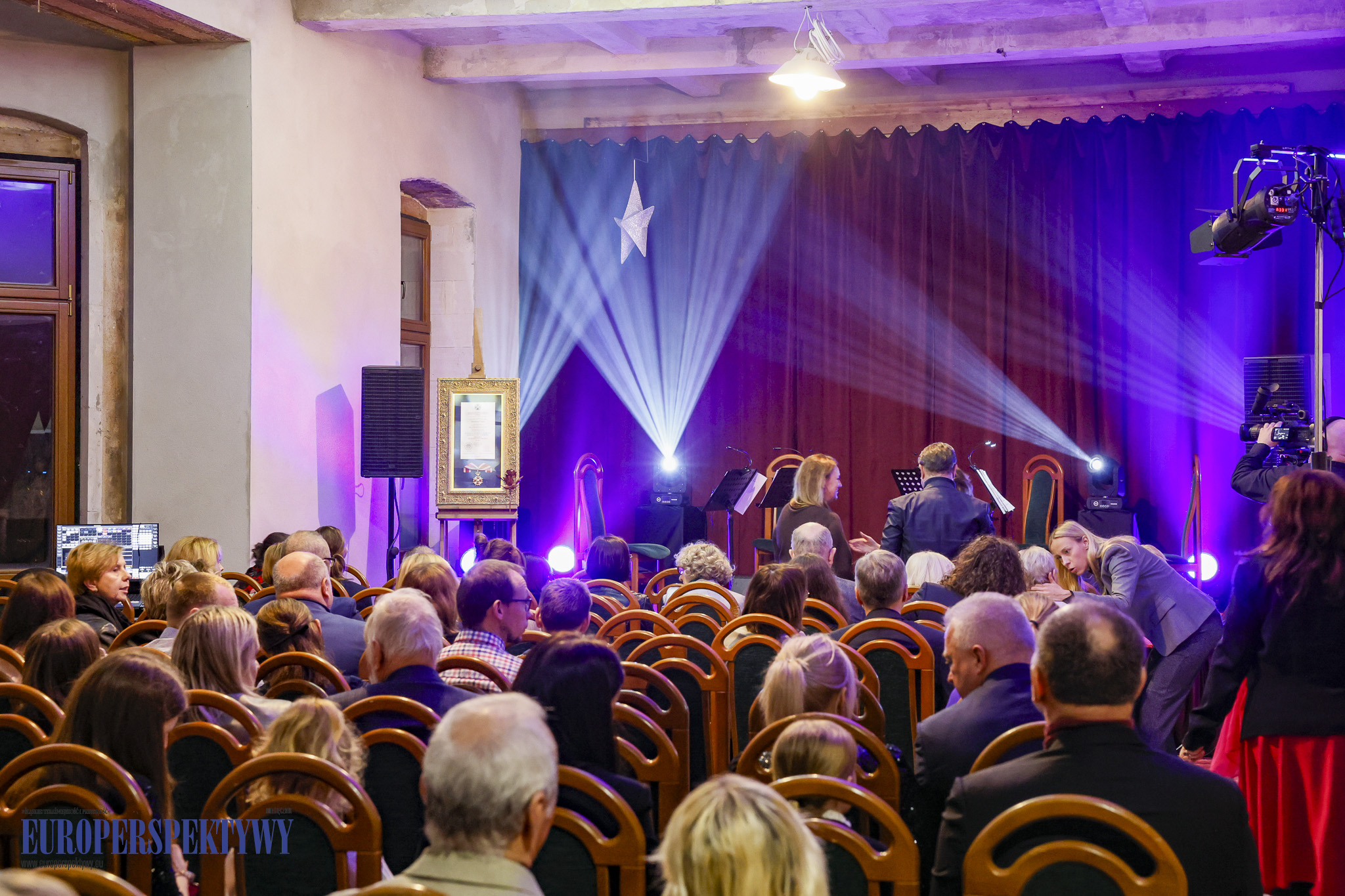 Pałac w Rzuchowie EUROPERSPEKTYWY-1