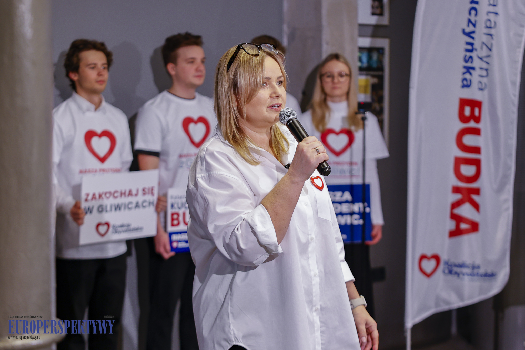 _MGL7840 Europerspektywy Katarzyna Kuczyńska-Budka - zaprezentowała zespół