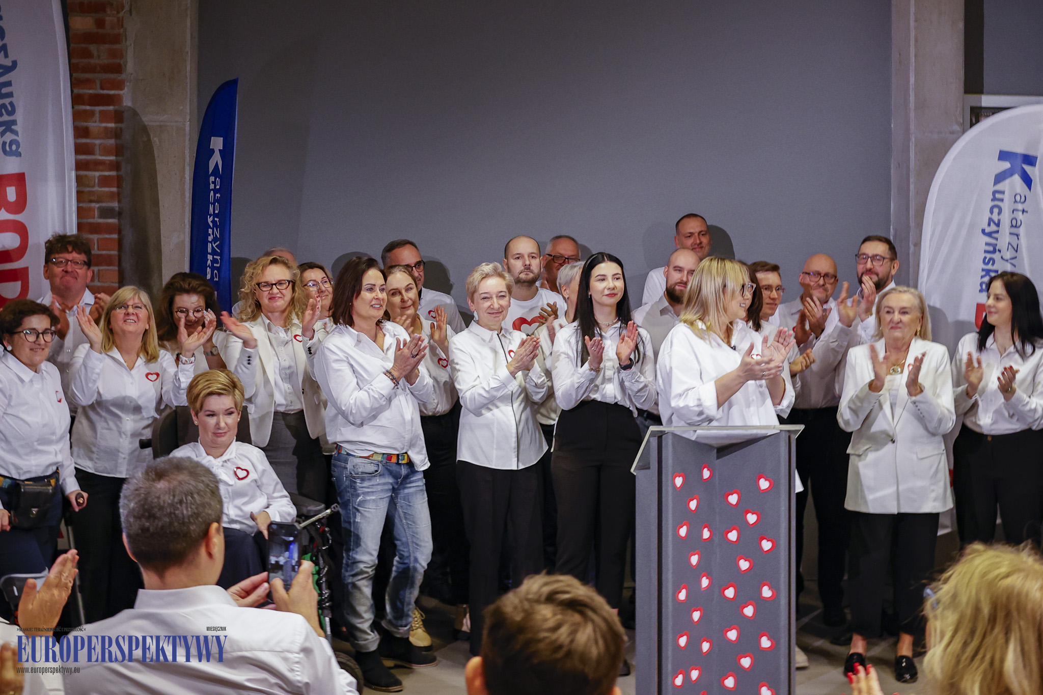 _MGL8000 Europerspektywy Katarzyna Kuczyńska-Budka - zaprezentowała zespół