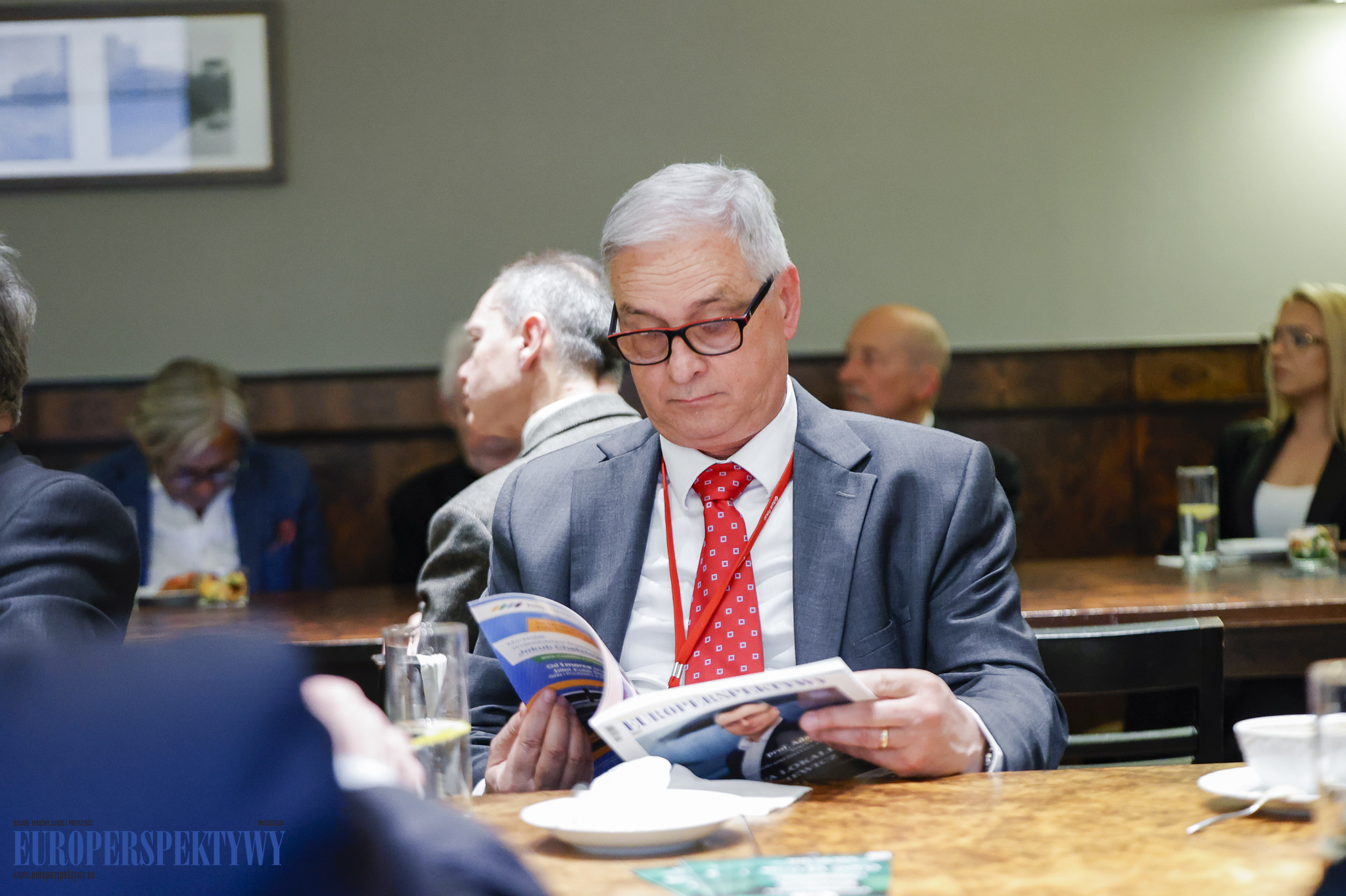 _MGL6942 Europerspektywy Grupa Amber i Śląska FPP — Business Point