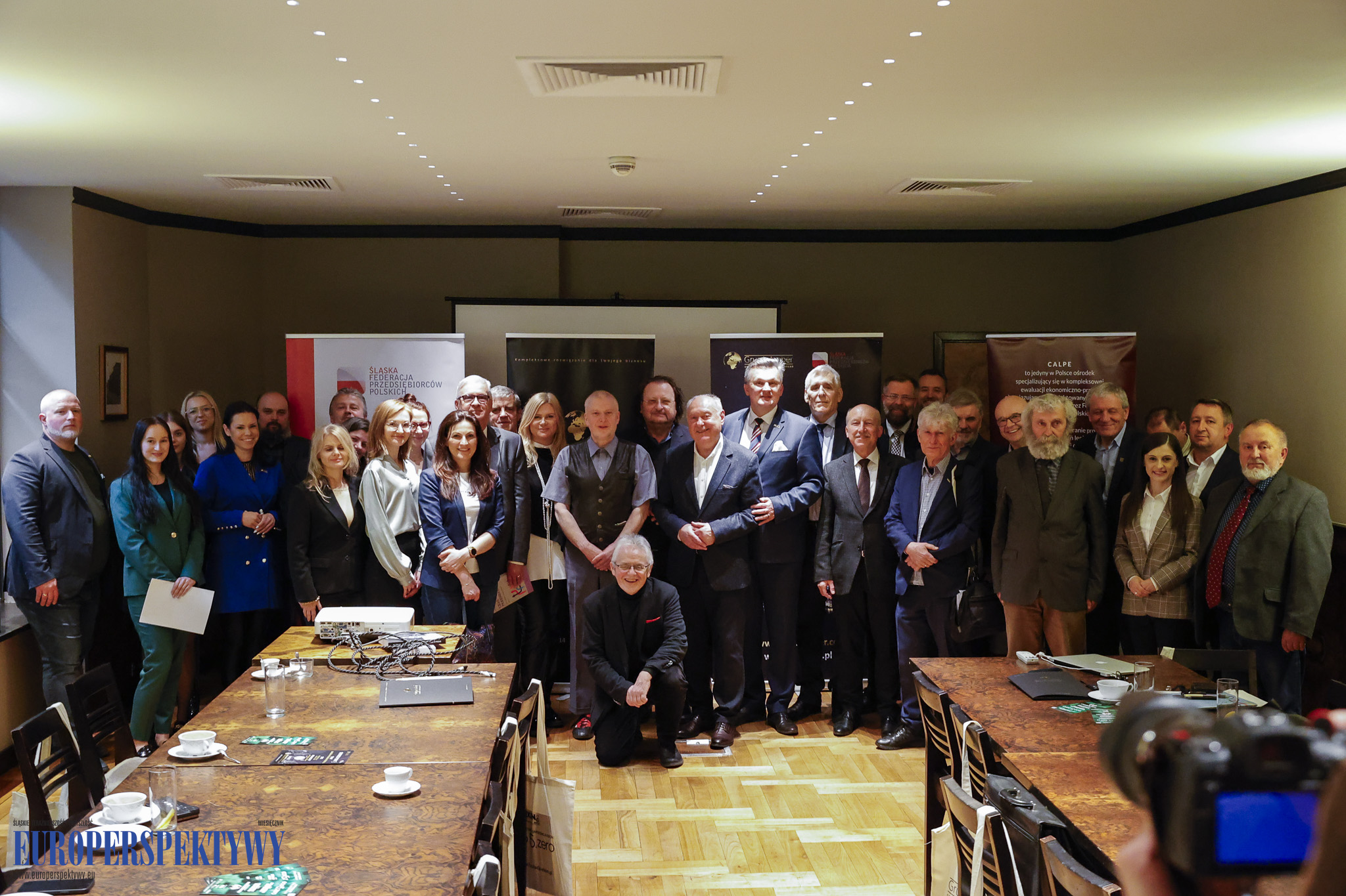 _MGL7245 Europerspektywy Grupa Amber i Śląska FPP — Business Point