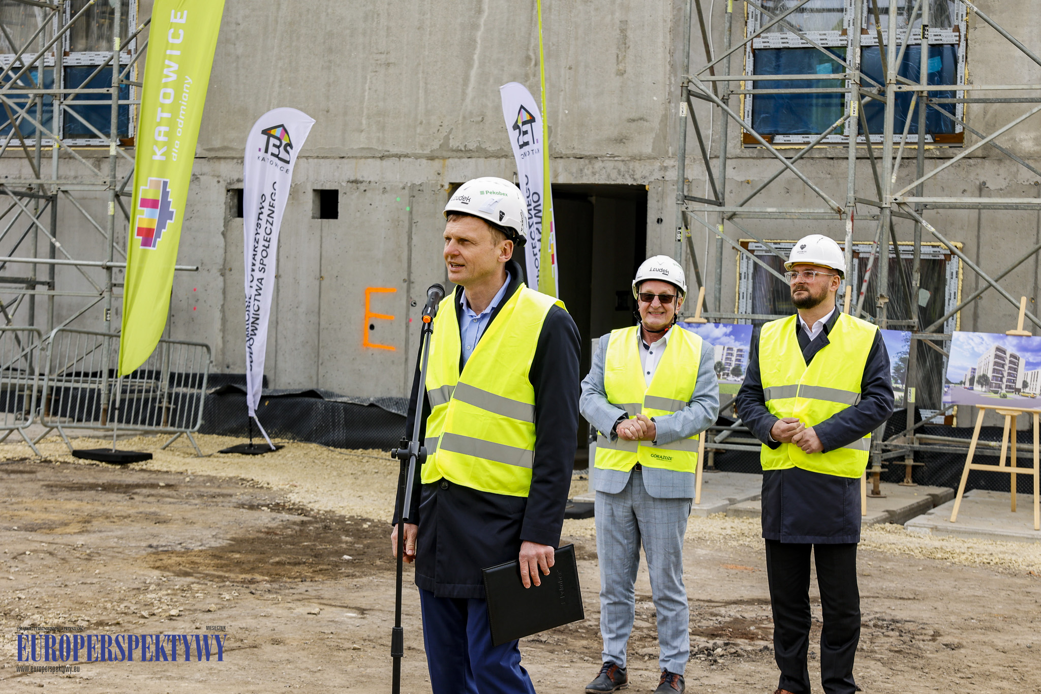 _MGL8875 Europerspektywy TBS zawieszenie wiechy