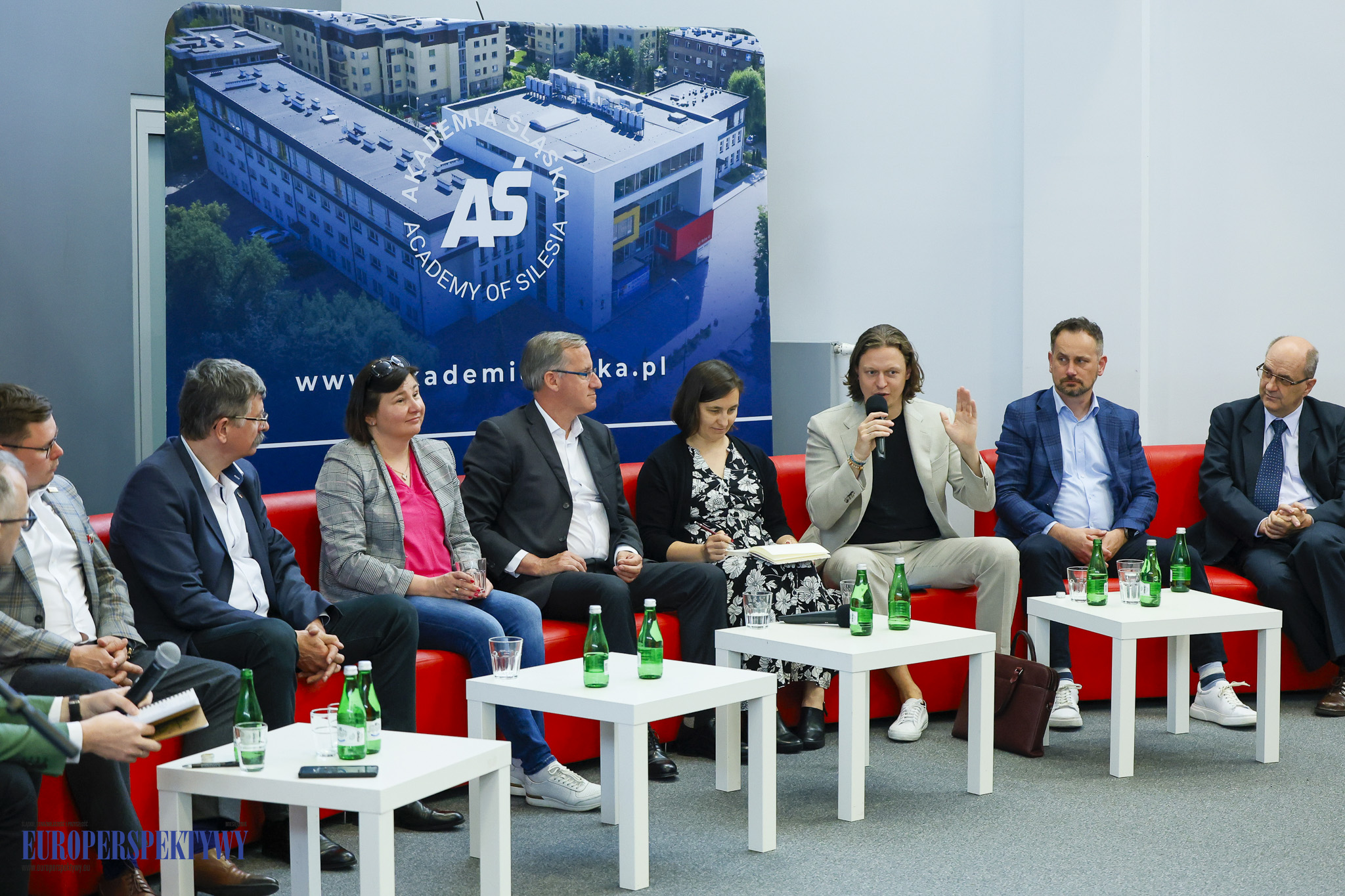 W murach Akademii Śląskiej w Katowicach miała miejsce międzynarodowa konferencja “Energia w dobie zmian”.