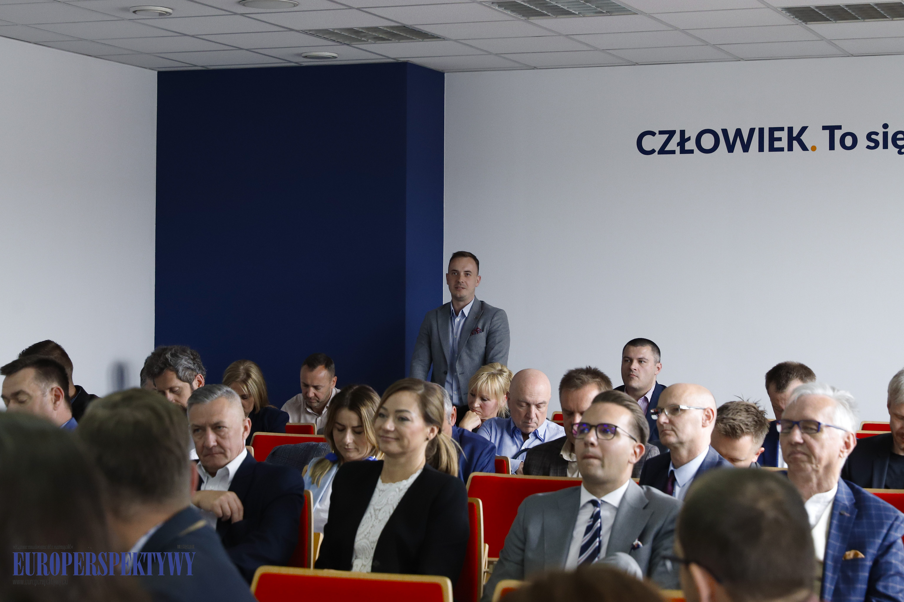 _MGL-1033 Europerspektywy ŚKB i Humanitas: Biznes 4.0